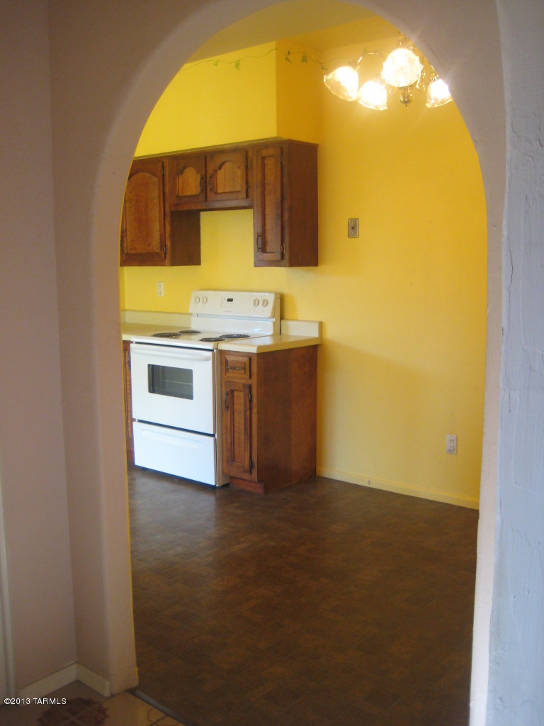 Limberlost Villas Townhouses (1-40) - Residential Lease