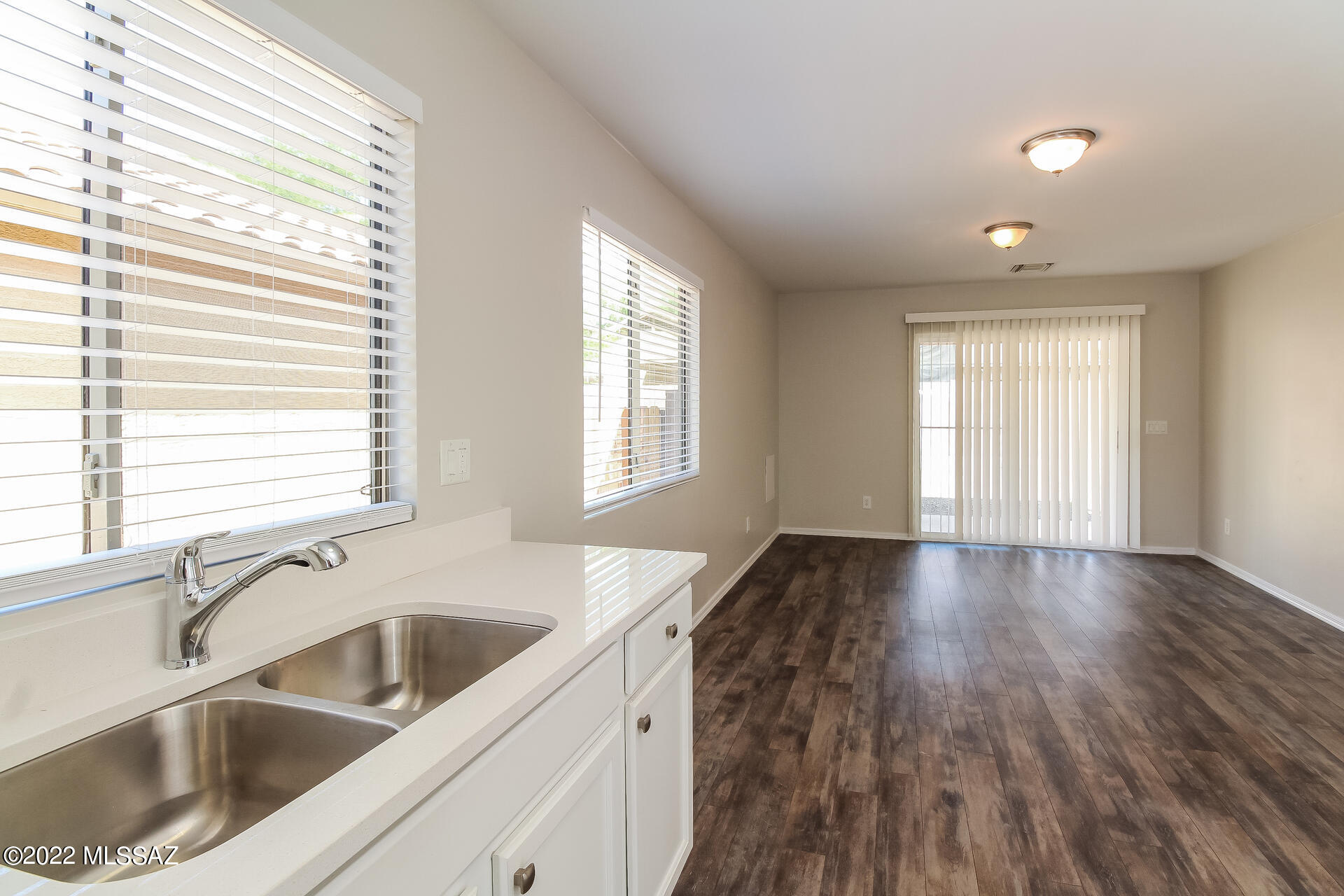 Valencia Reserve (1-326) - Residential Lease