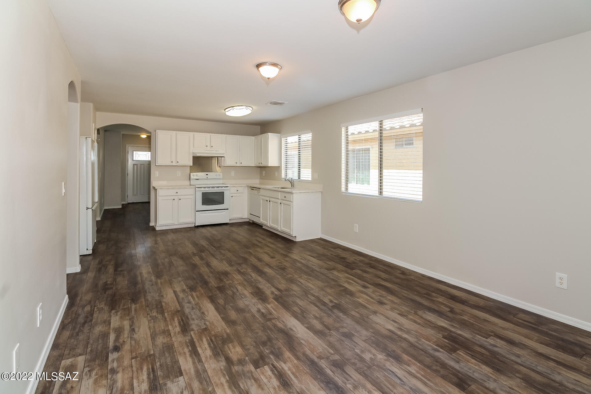Valencia Reserve (1-326) - Residential Lease