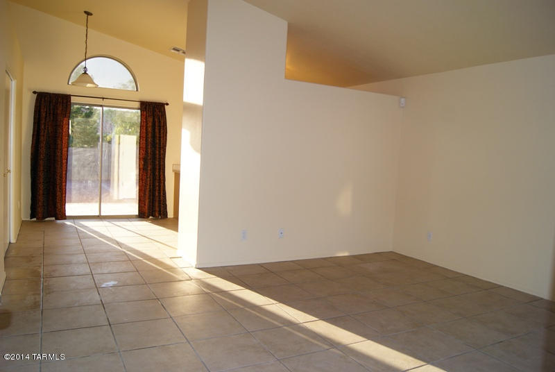 Diamond Key At Rita Ranch NO. 2 (1-67) - Residential Lease