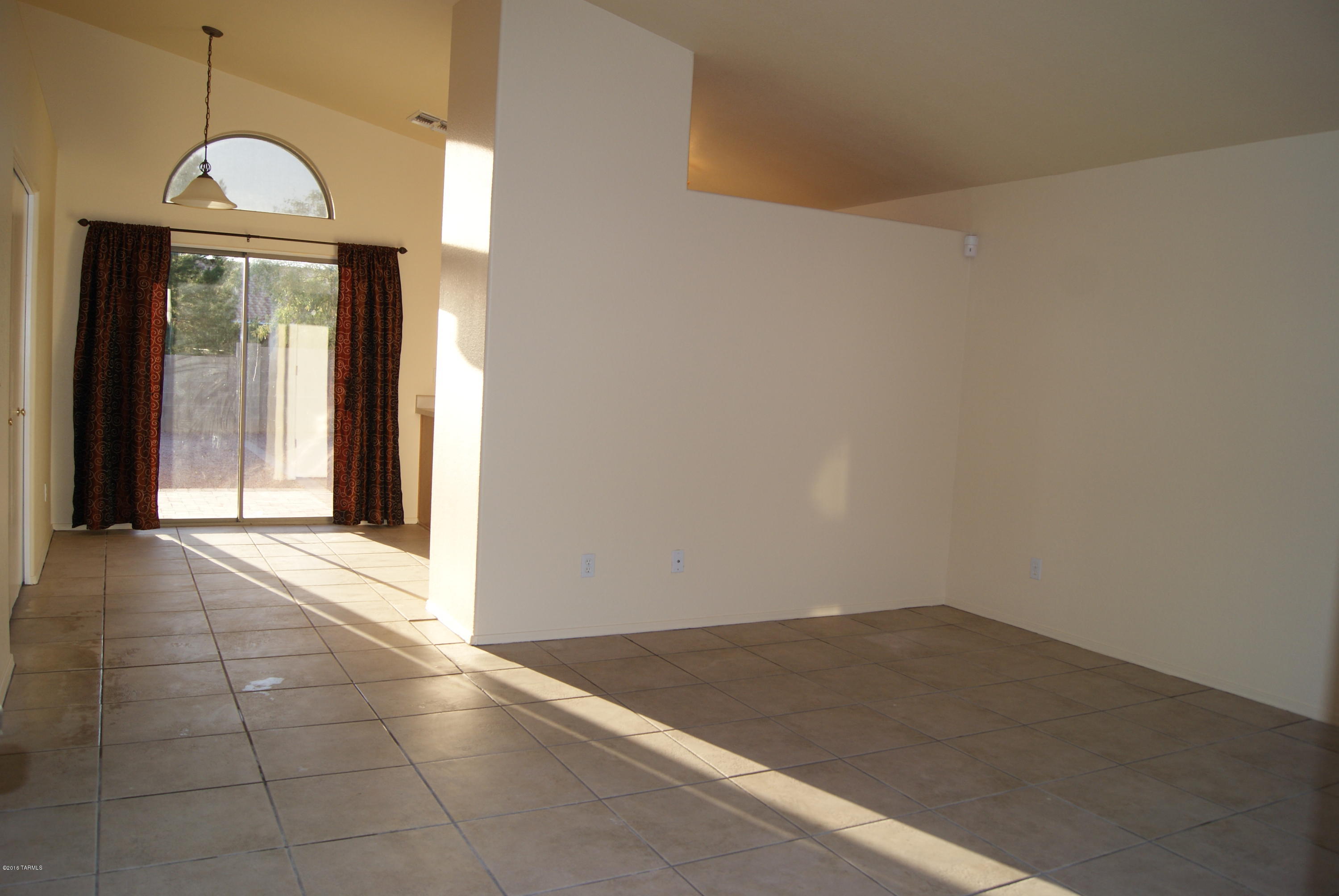 Diamond Key At Rita Ranch NO. 2 (1-67) - Residential Lease