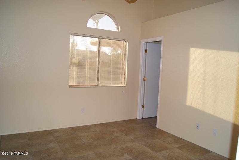 Diamond Key At Rita Ranch NO. 2 (1-67) - Residential Lease