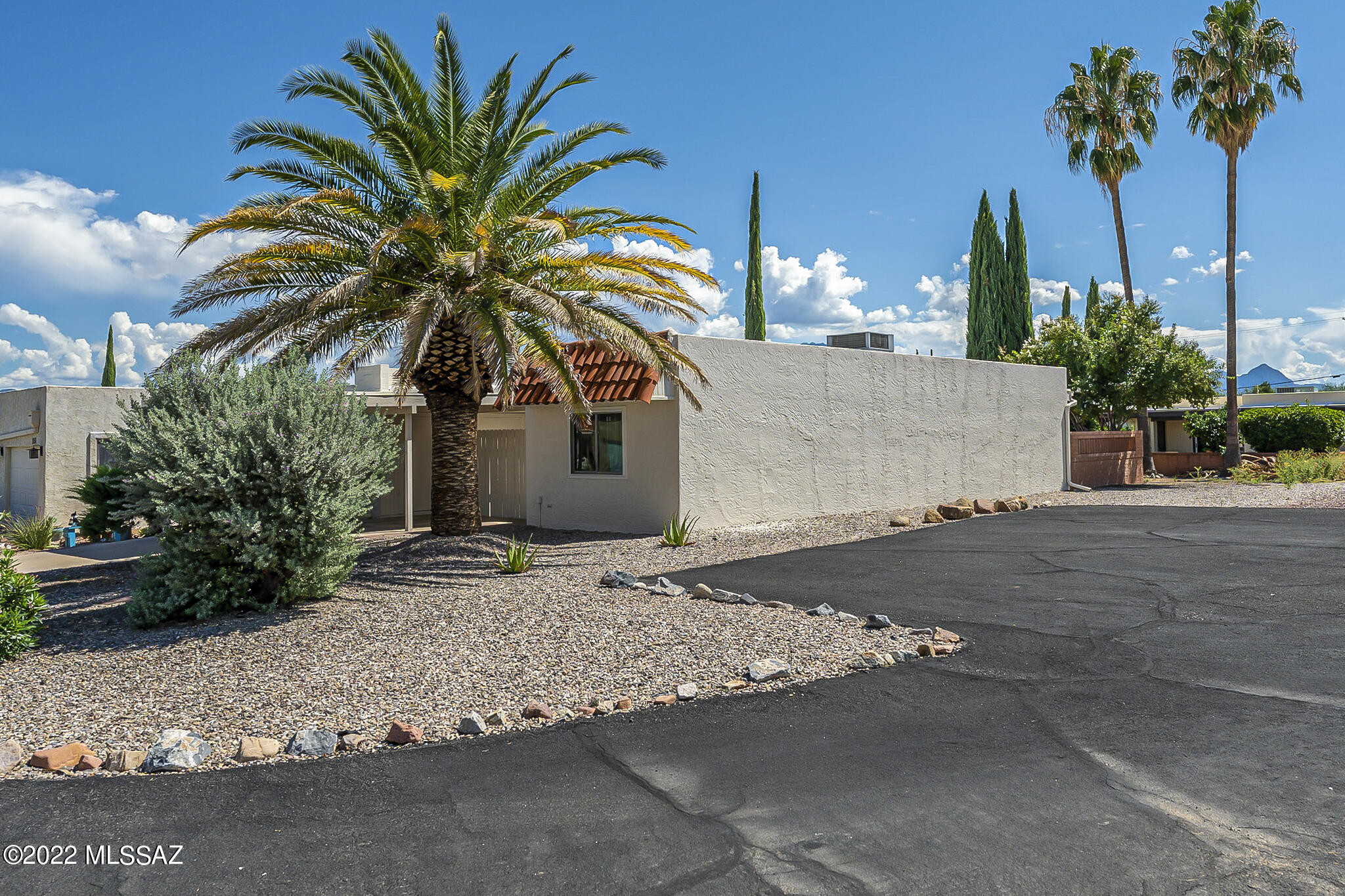 Green Valley Desert Meadows Townhouses (82-197) - Residential