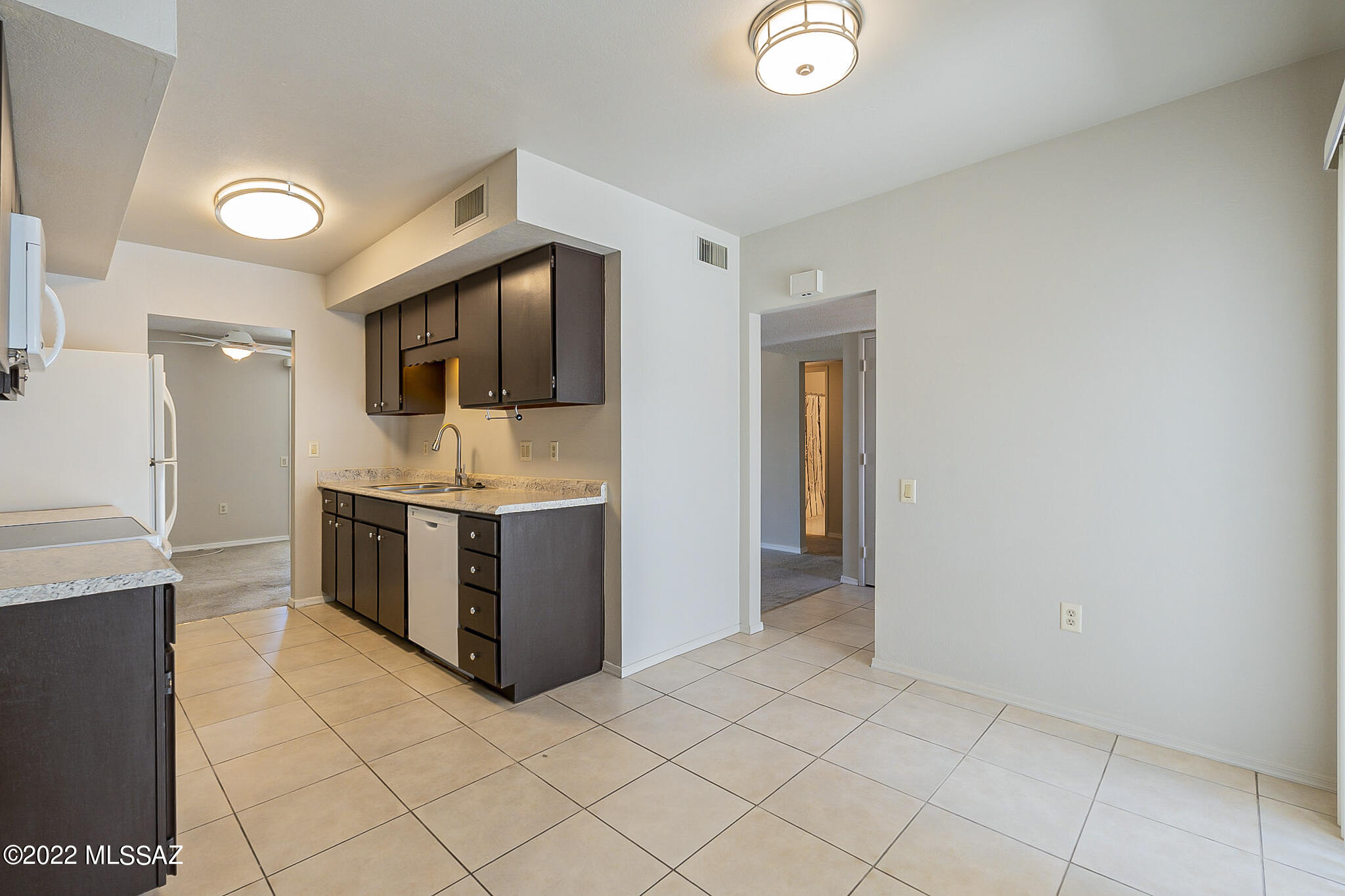 Green Valley Desert Meadows Townhouses (82-197) - Residential