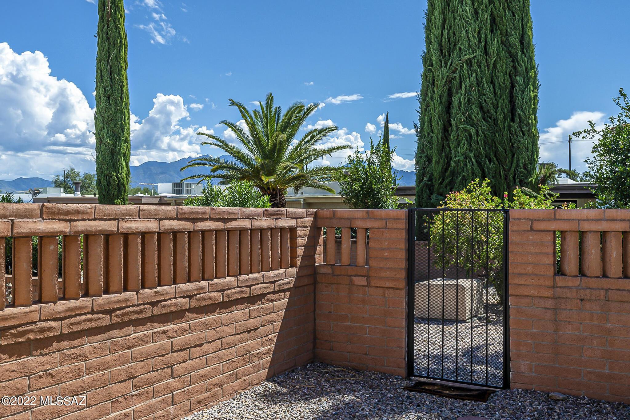 Green Valley Desert Meadows Townhouses (82-197) - Residential