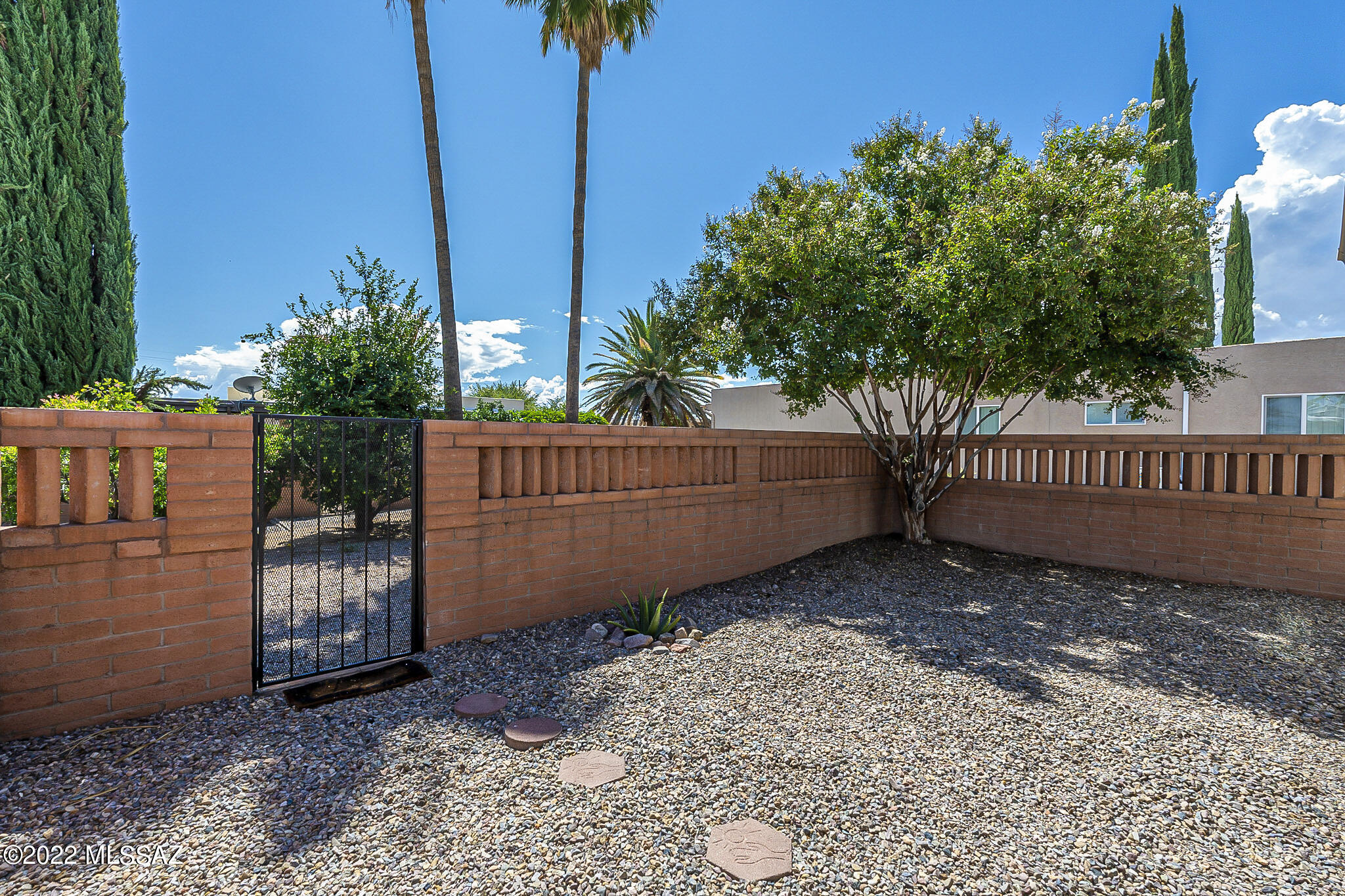 Green Valley Desert Meadows Townhouses (82-197) - Residential