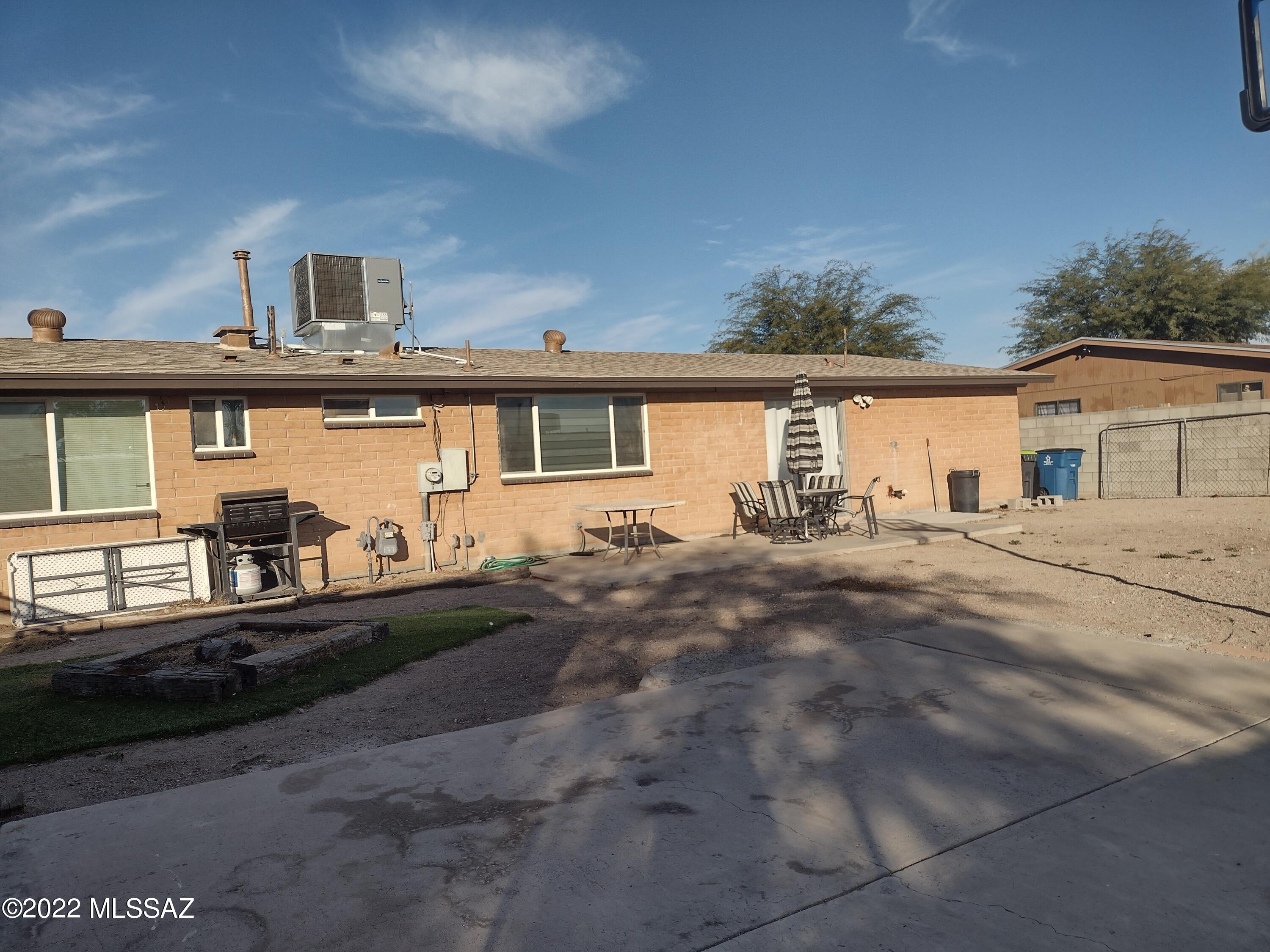 Las Palomas - Residential