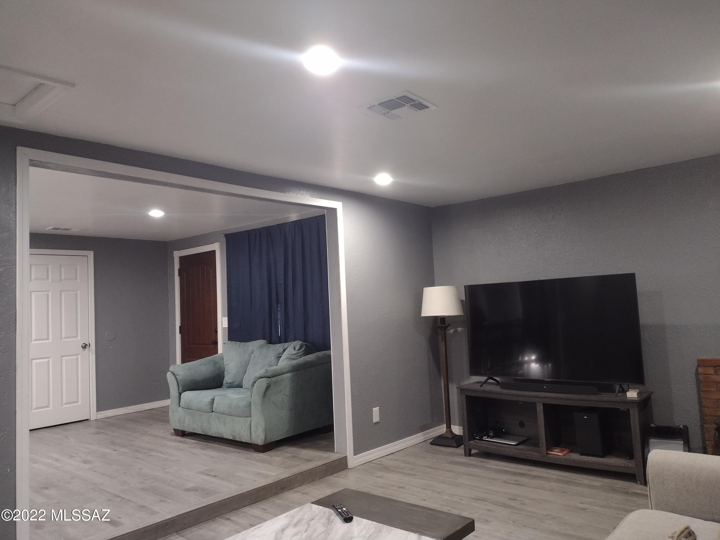 Las Palomas - Residential