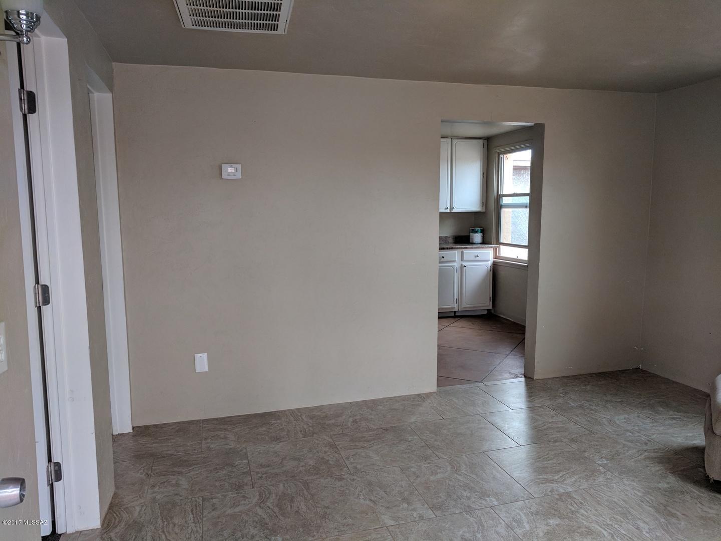 Clarks Subdiv Of Lot 18 Whts - Residential Lease