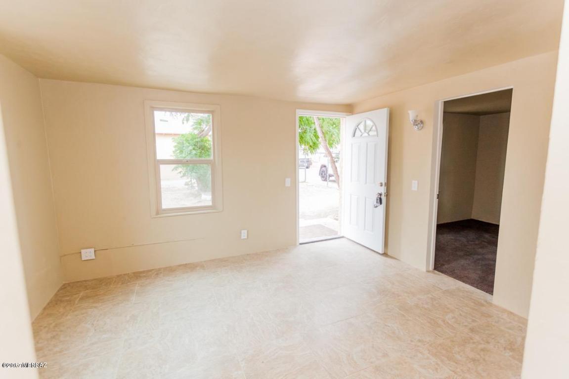 Clarks Subdiv Of Lot 18 Whts - Residential Lease