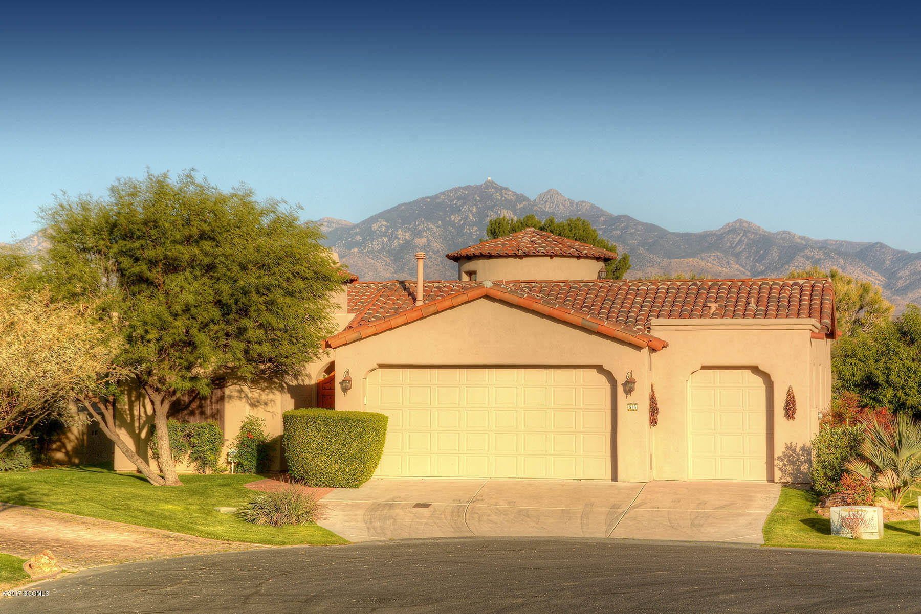 Stunning Santa Rita mountain and golf course surround this (2269 sq/ft) Dorn Sabino model with detached Casita located near the dead end of Via Campestre (limited traffic). Custom finishes and high end upgrades throughout. Viking appliances, granite tops, faux paint, super window coverings. Master bath with his/her vanities, large tub and walk in shower. Gracious guest Casita just off the large front court yard with a gorgeous gas outdoor fireplace. Large covered rear patio (with original center column removed) to open up the fabulous views from the great room. Ornamental iron entry gate, low maintenance landscape in the rear yard and HOA maintains front yard grass. Perfect ''lock and leave'' in one of Tubac's premier neighborhoods. All furnishings available with separate bill of sale