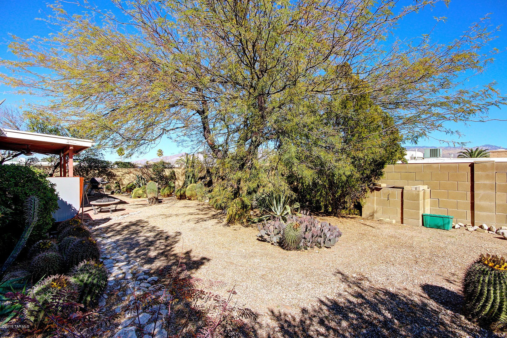 Broadway East (254-390) - Residential