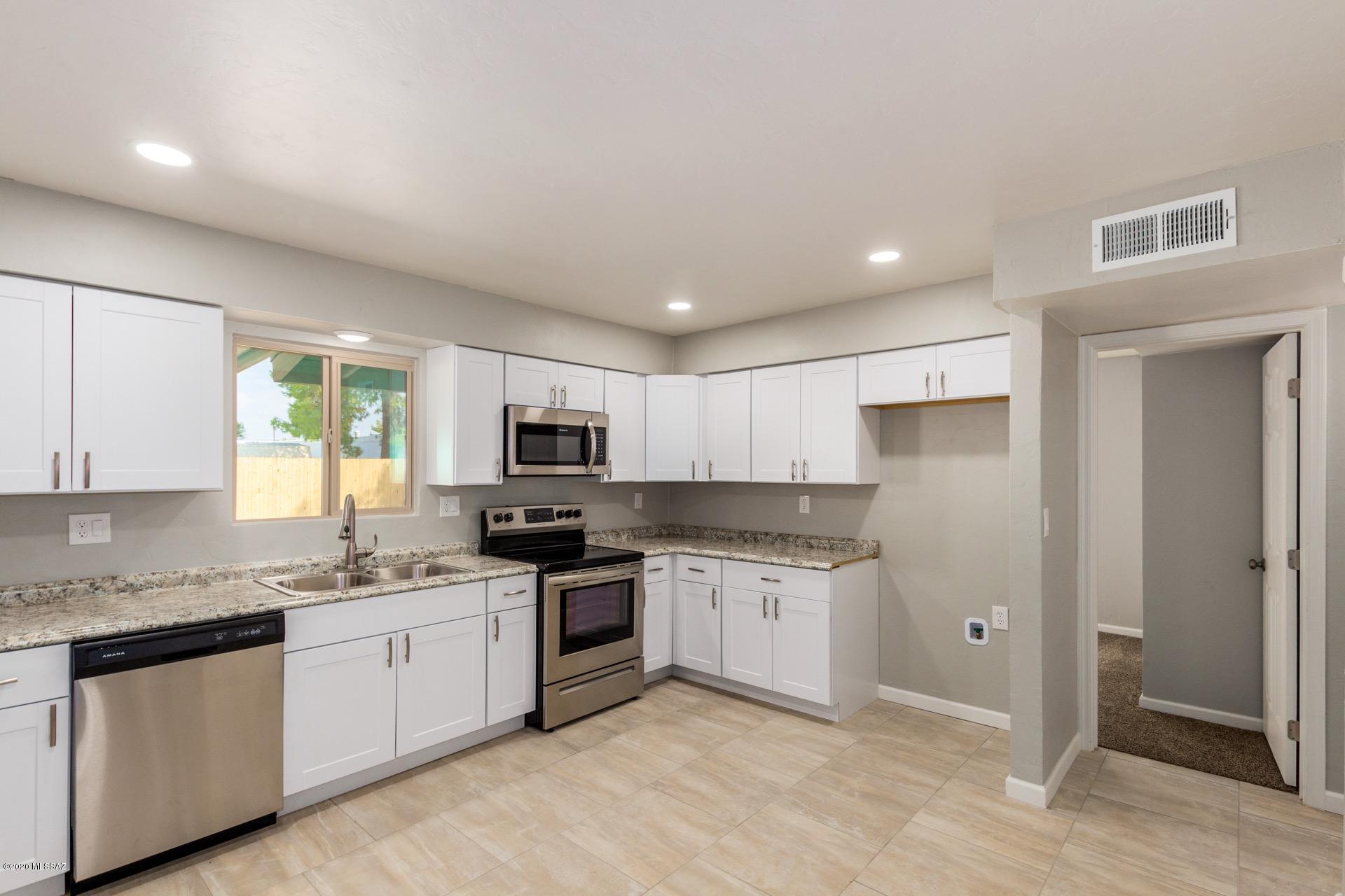 Westwood Terr. Est. (1-48) - Residential