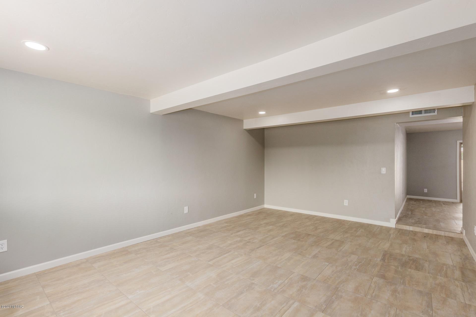 Westwood Terr. Est. (1-48) - Residential