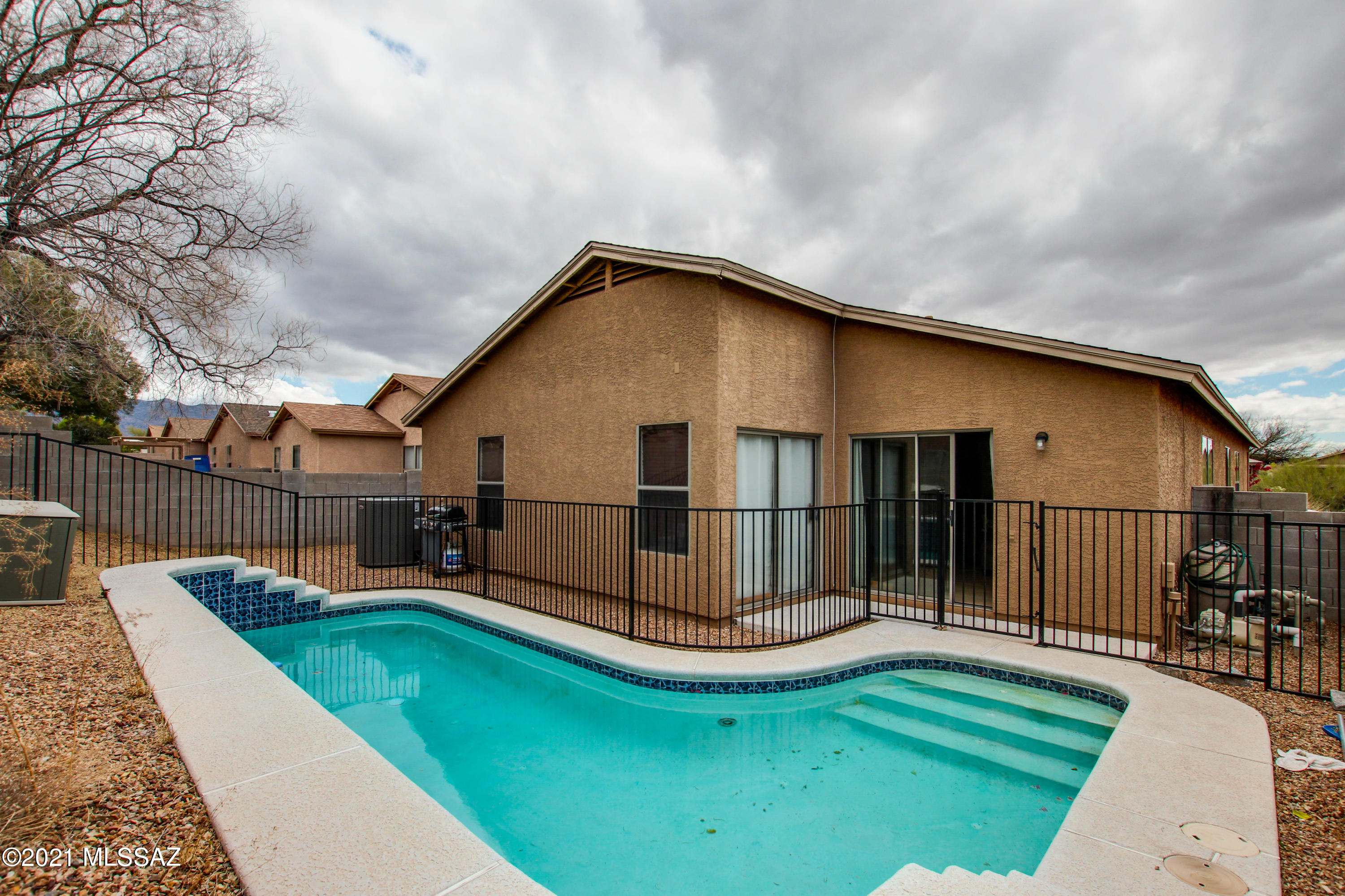 Arizona La Victoria (1-131) - Residential