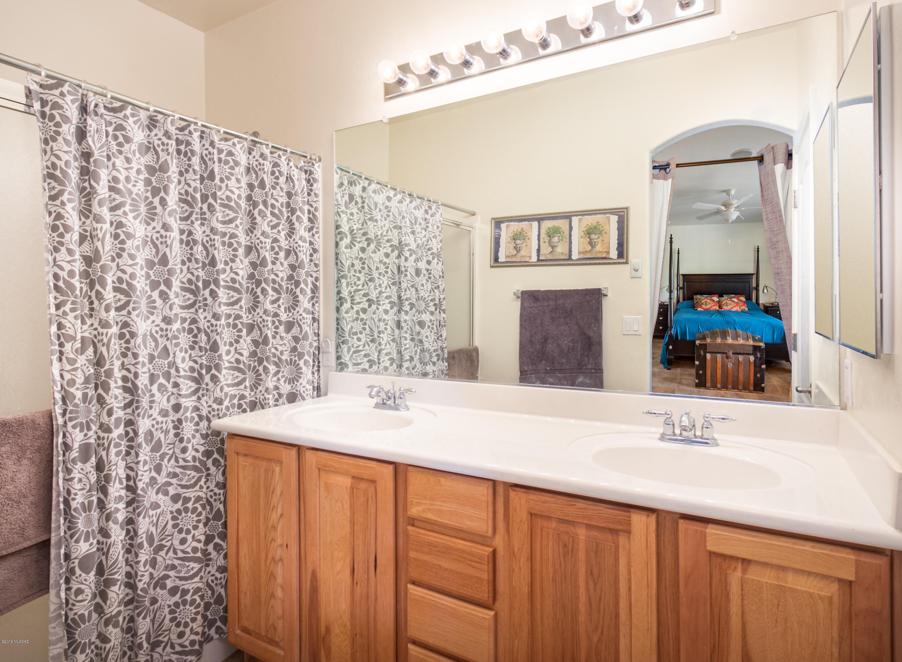 Continental Reserve Blk. 15 (1-66) - Residential
