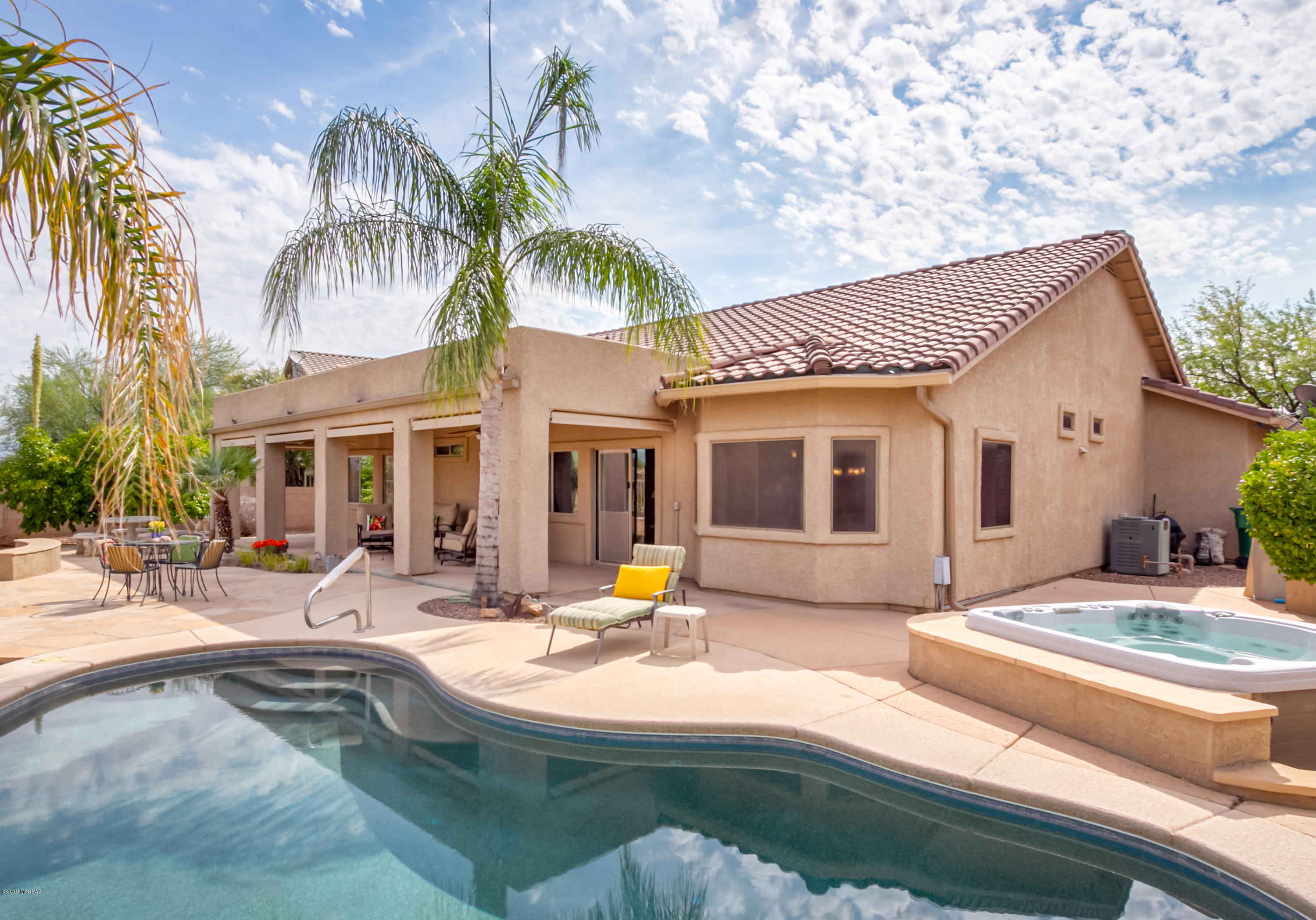 Continental Reserve Blk. 15 (1-66) - Residential
