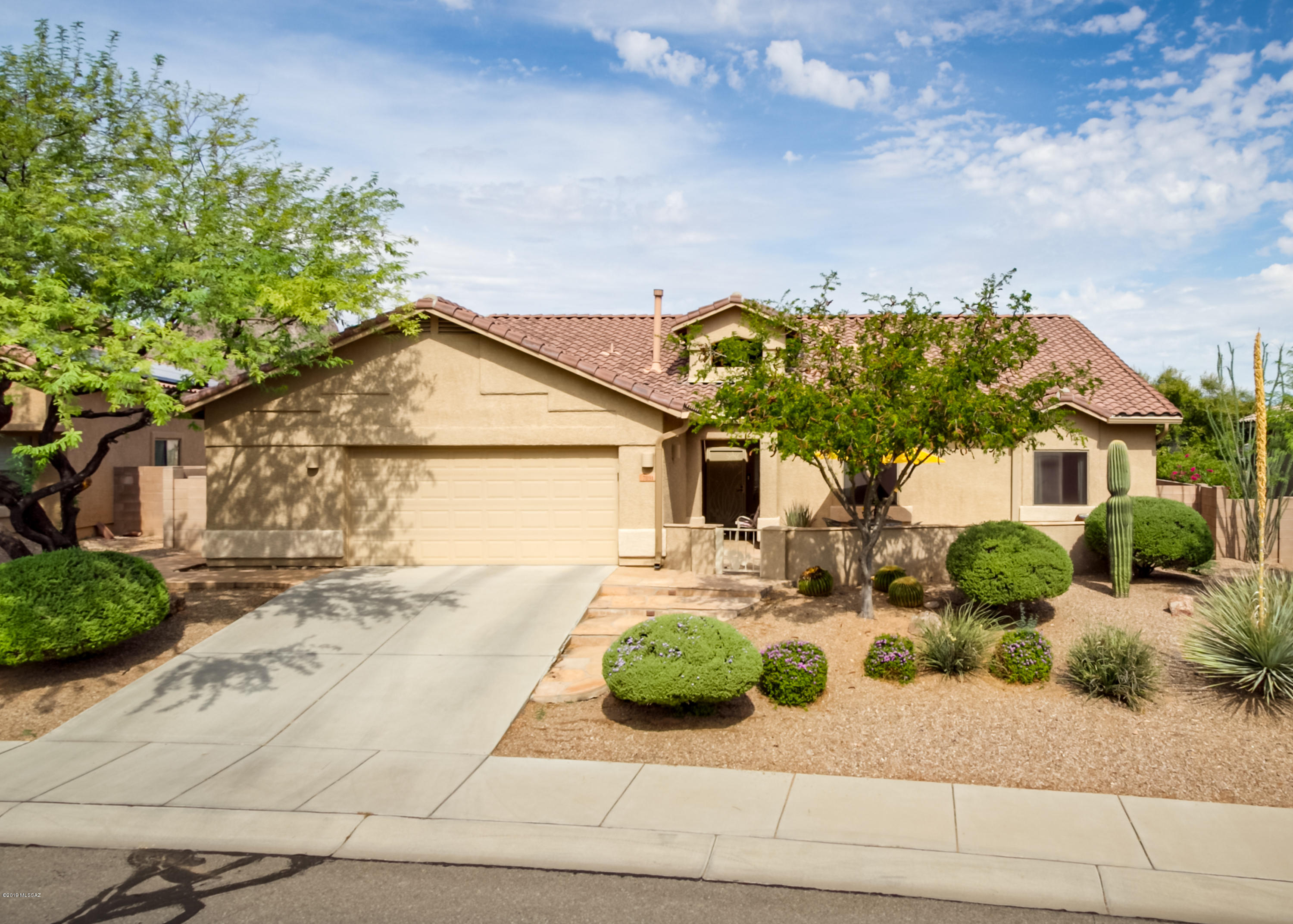 Continental Reserve Blk. 15 (1-66) - Residential