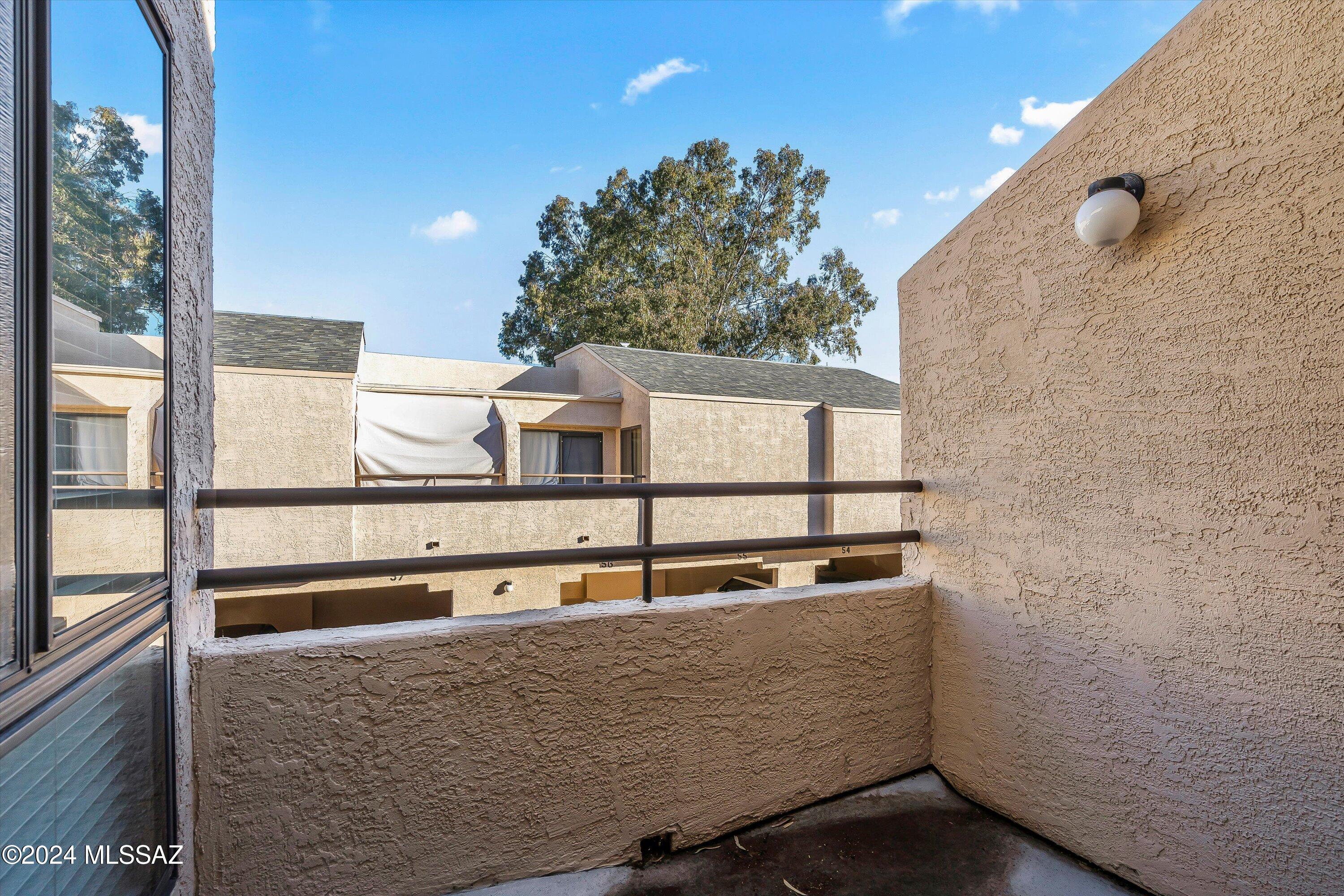Coronado Place Condominiums II (Units 37-158) - Residential