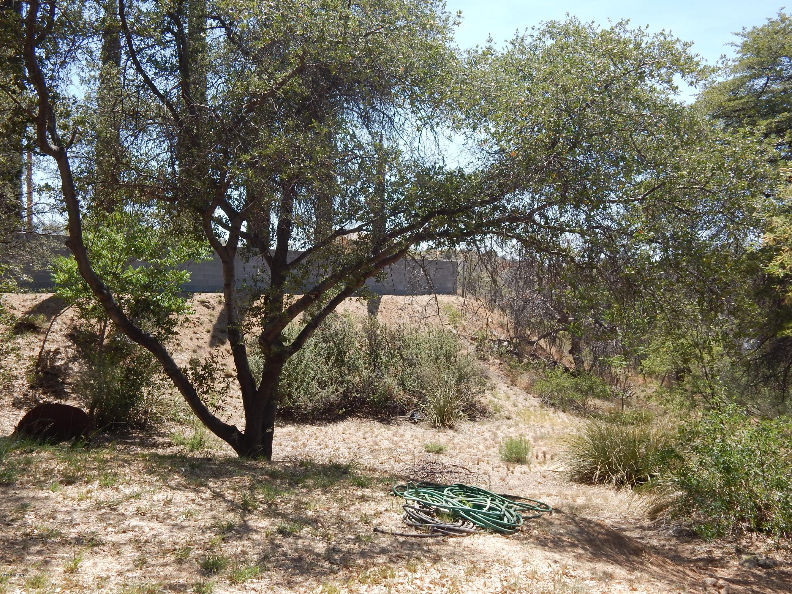 Los Robles Estates - Residential Lease