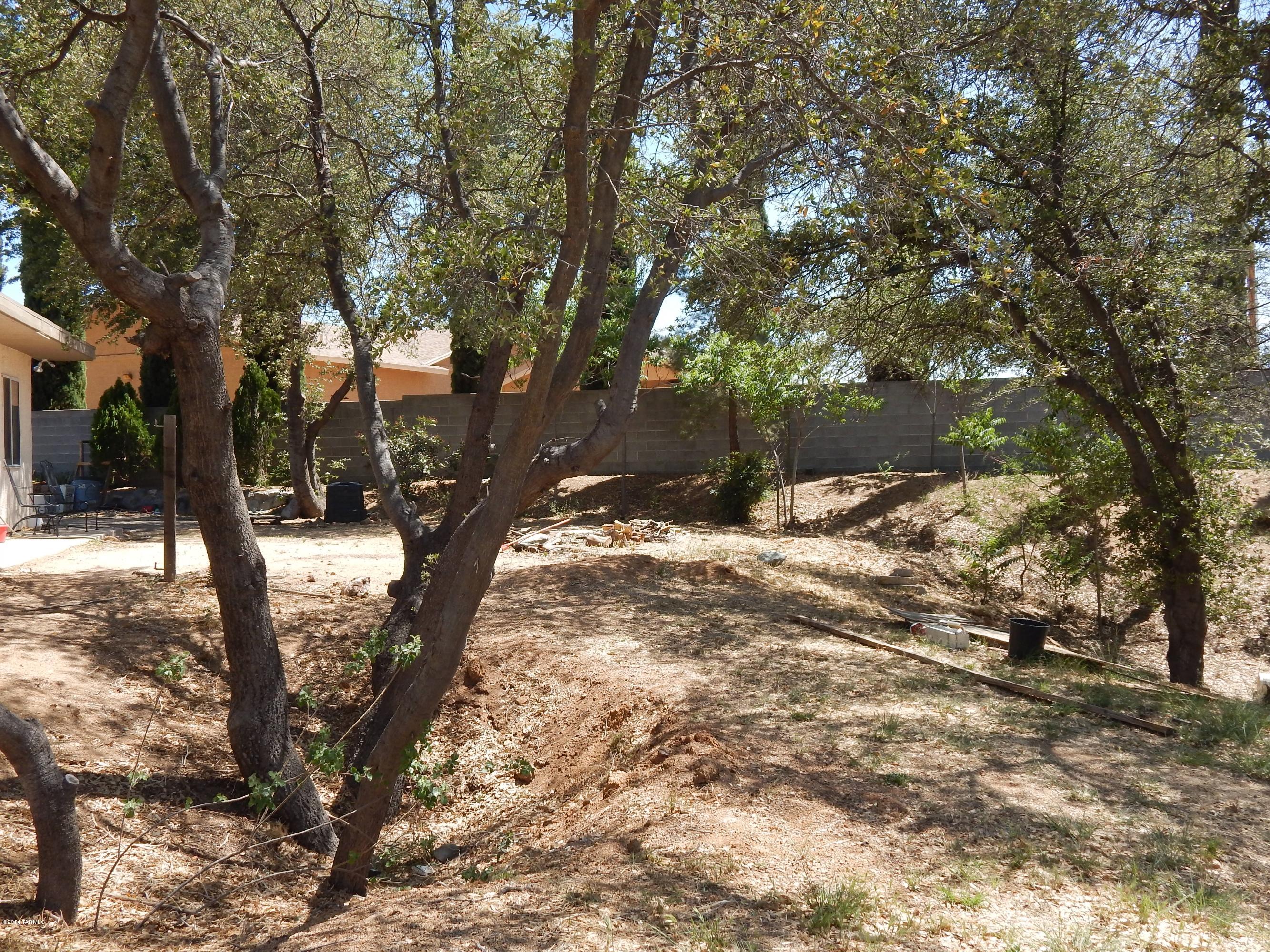 Los Robles Estates - Residential Lease