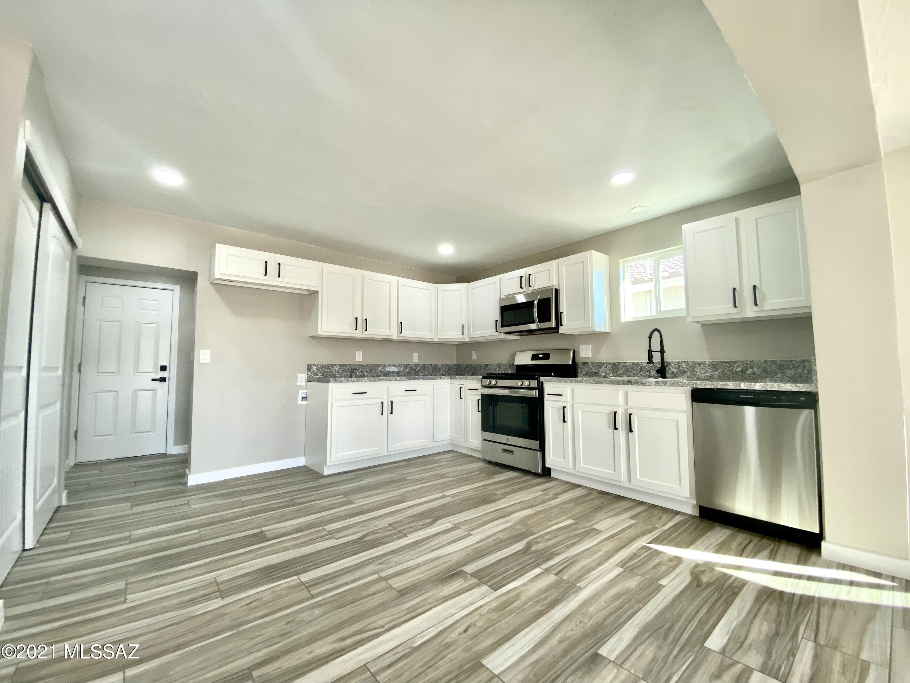 Sunset Villa Addition - Residential