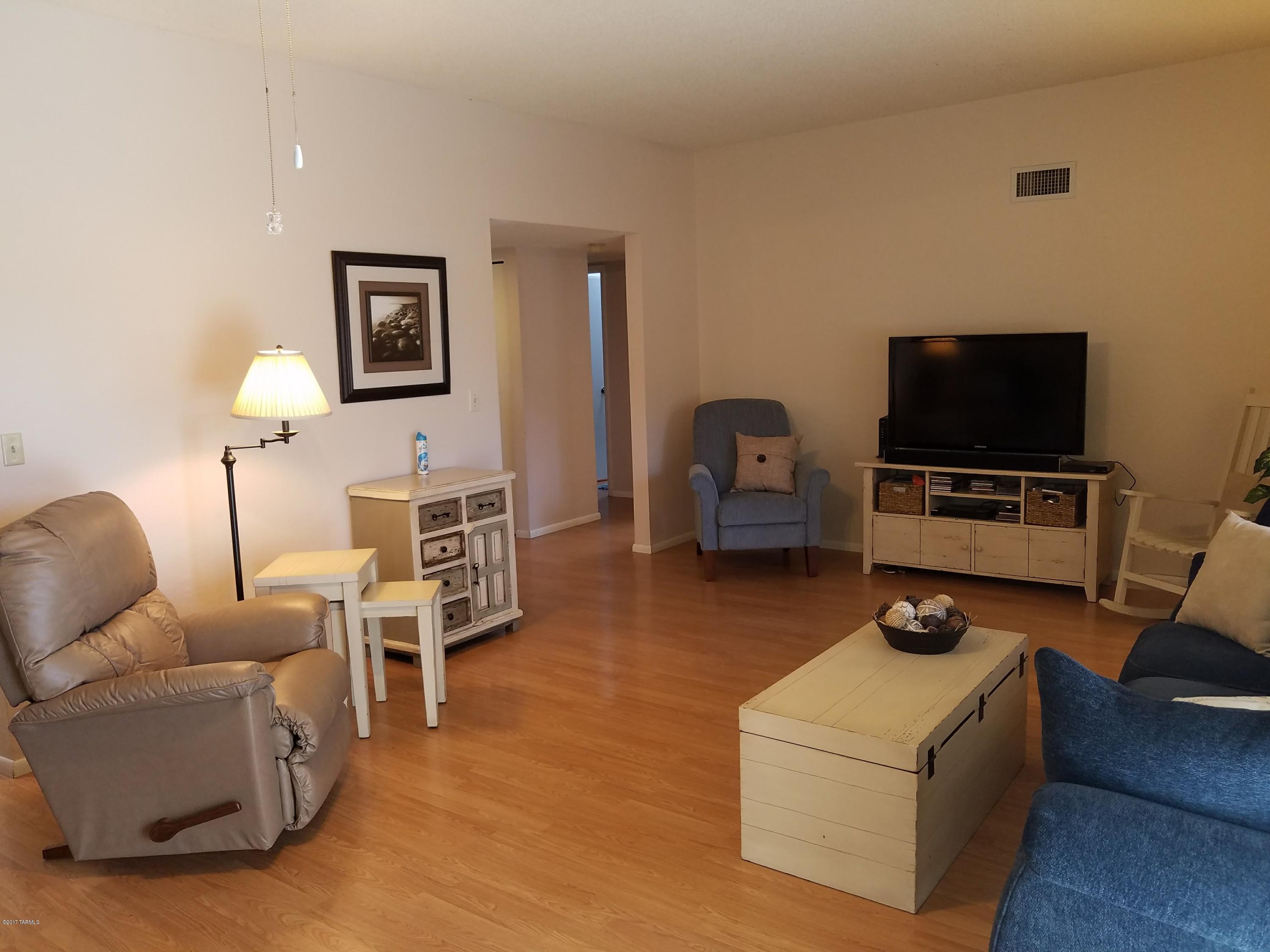 Woodland Villas (47-90) - Residential