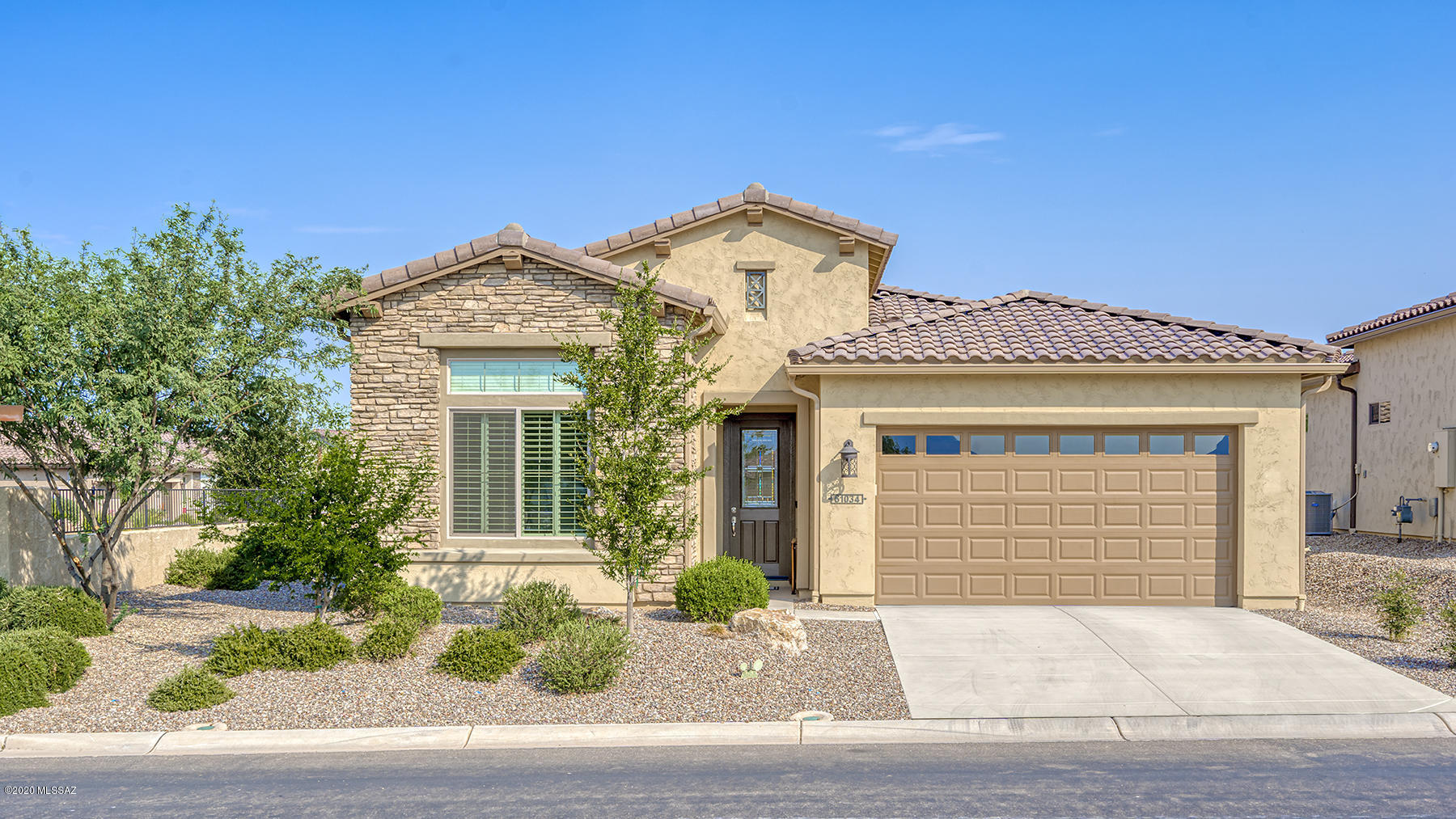 Why wait to build when you can move into this highly upgraded, rare stand-alone Lago model Villa in SaddleBrooke Ranch now. Sited on a corner, enjoy the benefits of a Villa w no common walls. Great room opens to a gourmet kitchen that is bright & airy w plenty of quartz counters, beautiful cabinetry, stainless appliances including gas range & wine refrigerator. Convenient dining area for all your entertaining needs. Owner retreat's en-suite has large walk-in shower, double sink vanity & large walk-in closet. Your guests will enjoy privacy in the guest suite. Conveniently located den, ceramic wood look tile except in bedrooms, plantation shutters, & a neutral color pallet. Patio is spacious & the remote controlled rolling sun screens make it an ideal spot for enjoying the Ranch lifestyle.