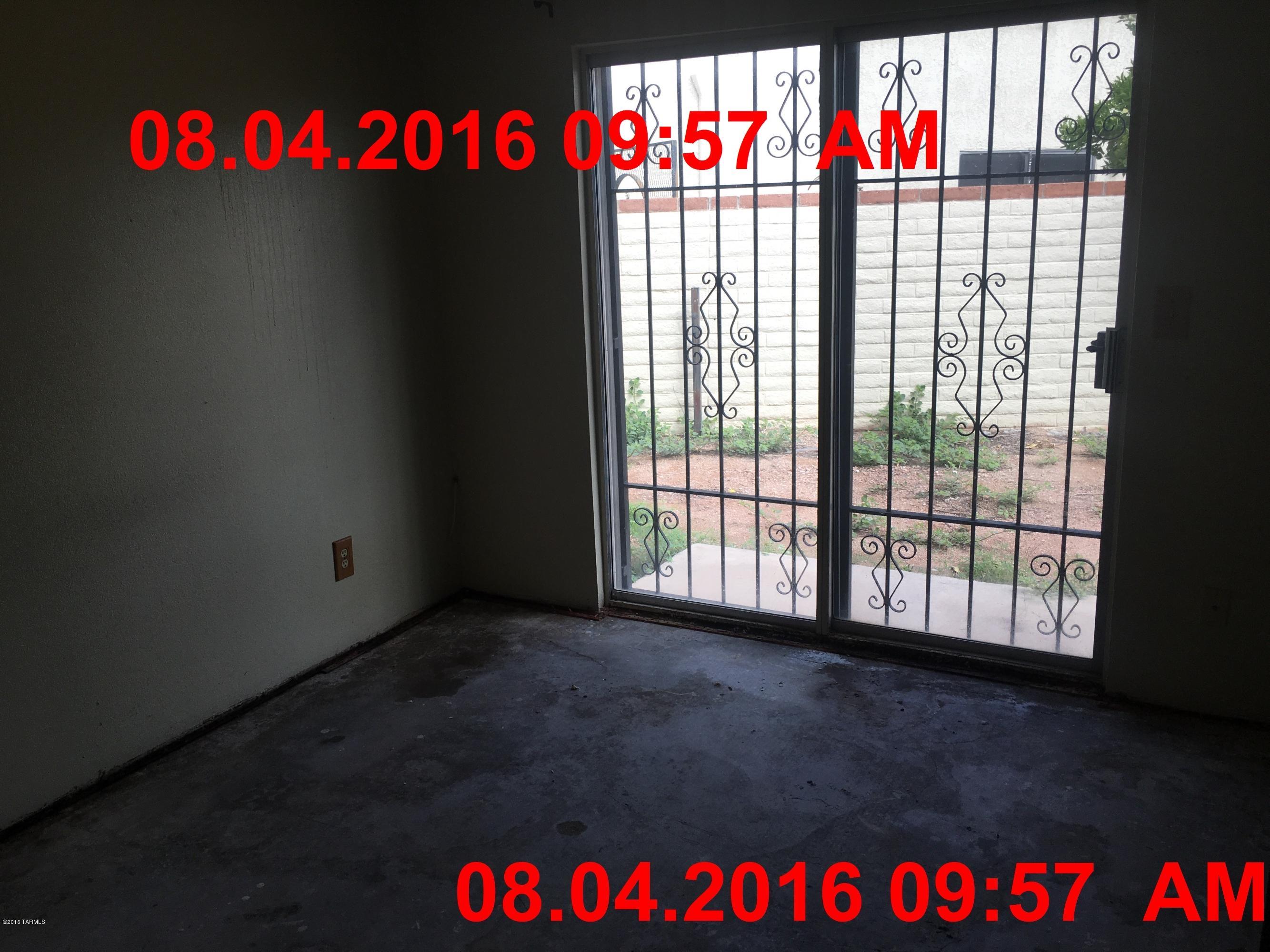 Eastern Hgts Vill - Residential