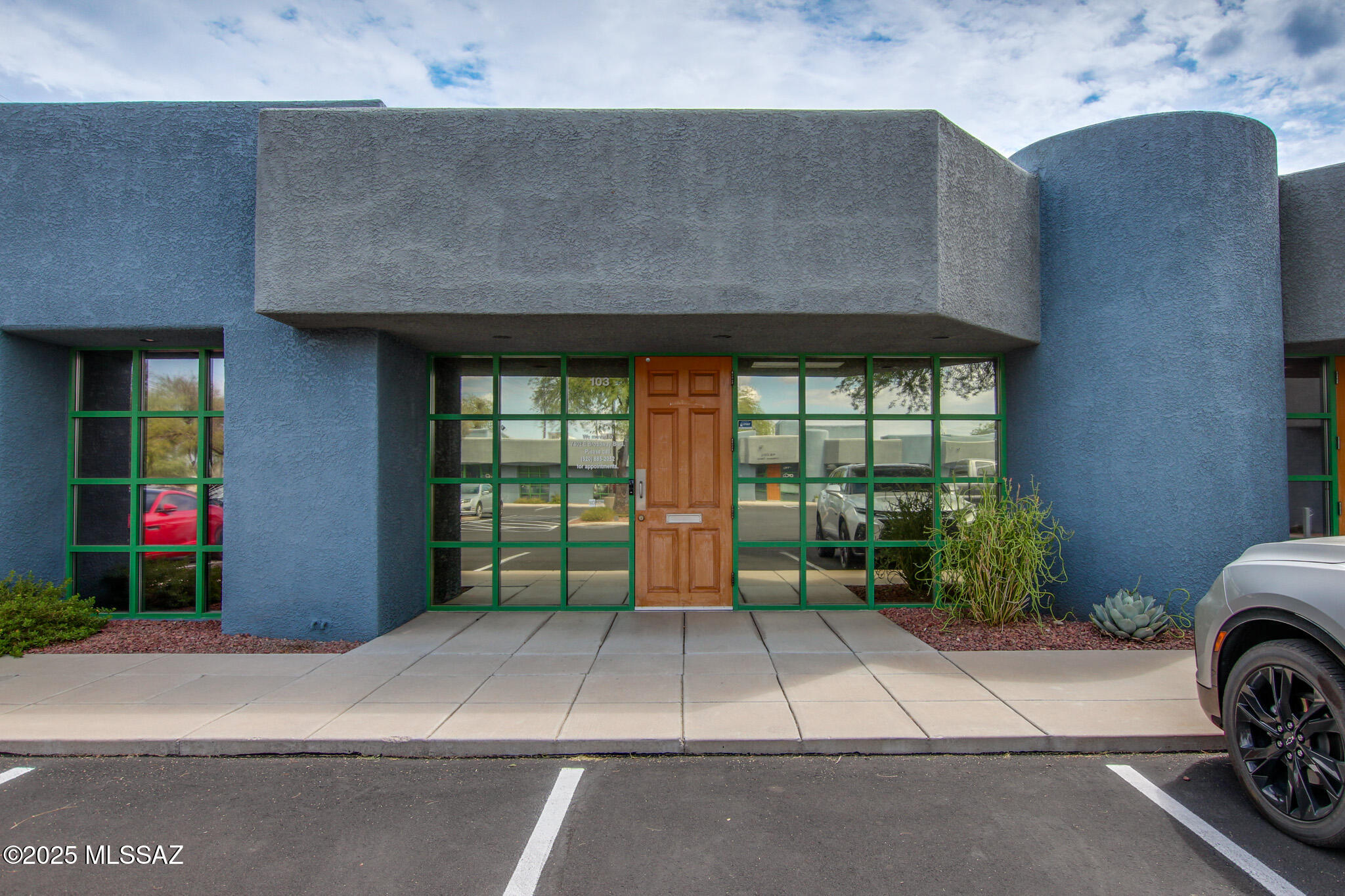 Fantastic Commercial opportunity in a prime midtown Tucson location! This office space offers plenty of parking, easy access from major roads, and the ideal setup for healthcare professionals. Positioned right next to a busy med spa, the space benefits from steady foot traffic and great visibility—perfect for doctors, dentists, therapists, or other wellness providers. Clients will appreciate the convenience, while you enjoy the professional setting and growth potential this location provides. Schedule a tour today and secure your spot!
