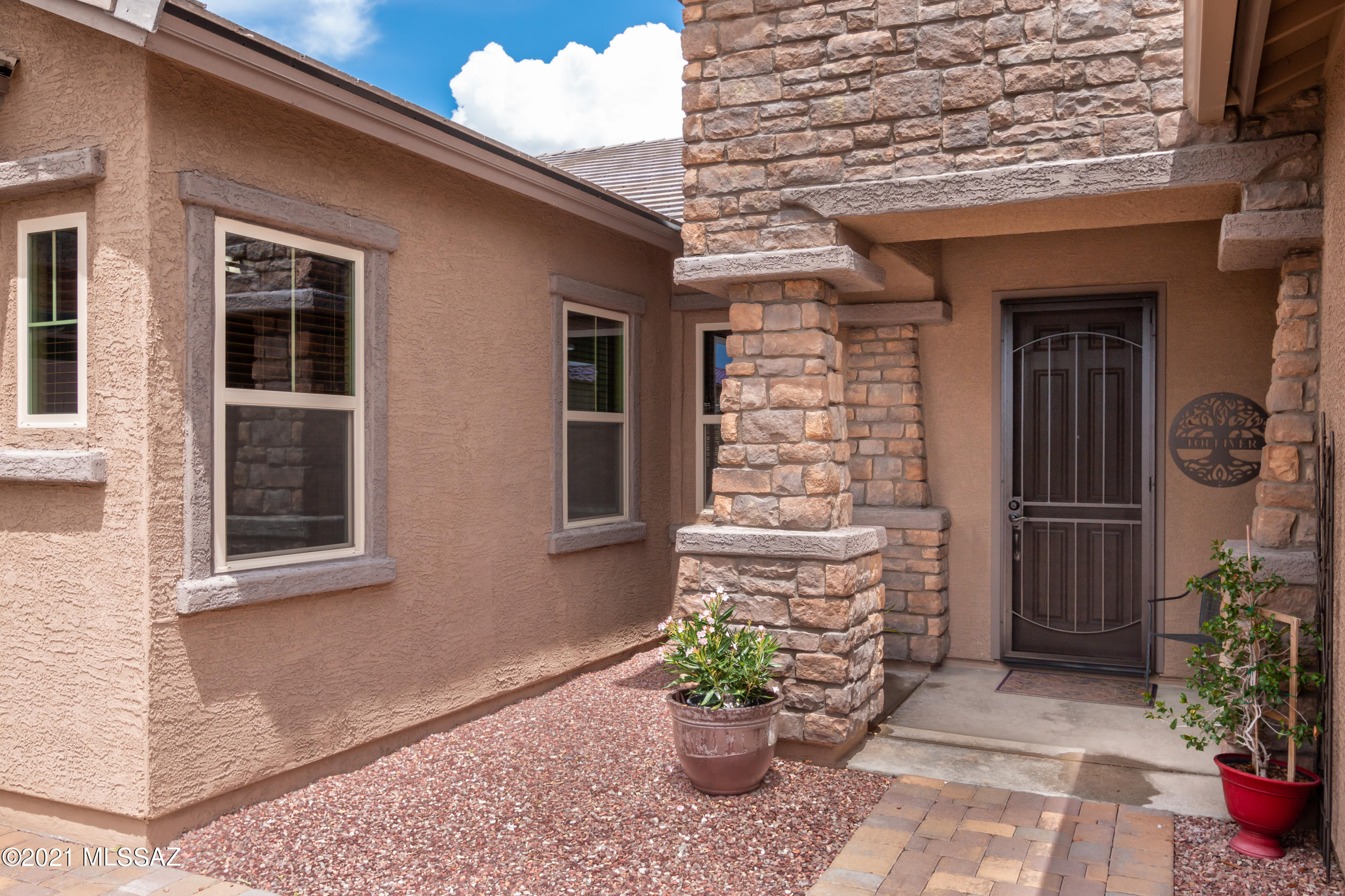 Eagles Rest SQ20152890001 - Residential
