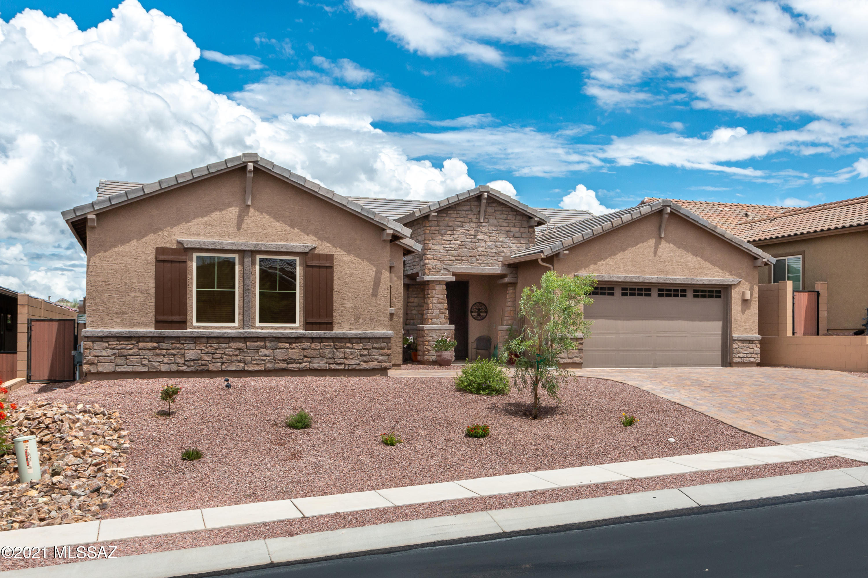 Eagles Rest SQ20152890001 - Residential
