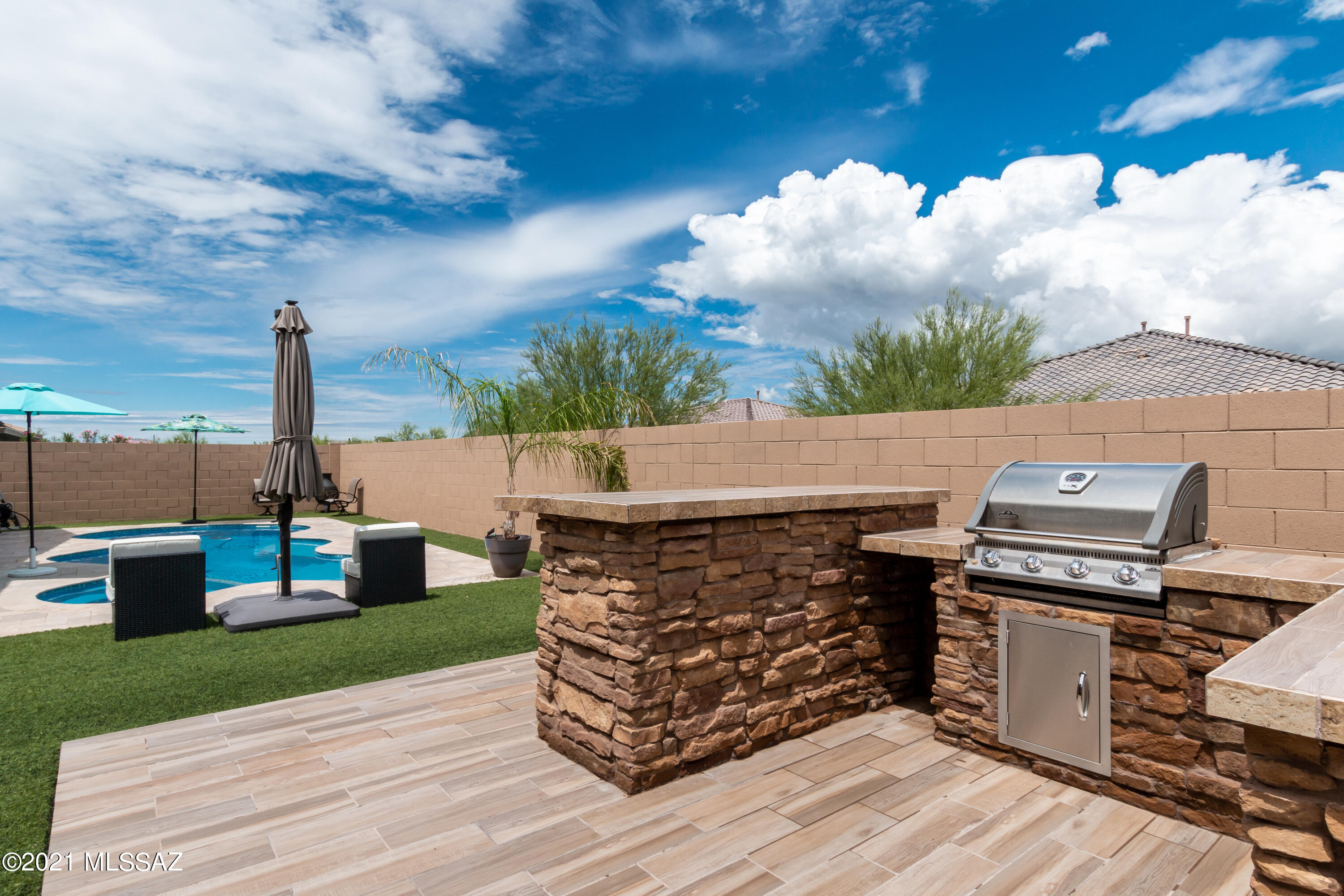Eagles Rest SQ20152890001 - Residential