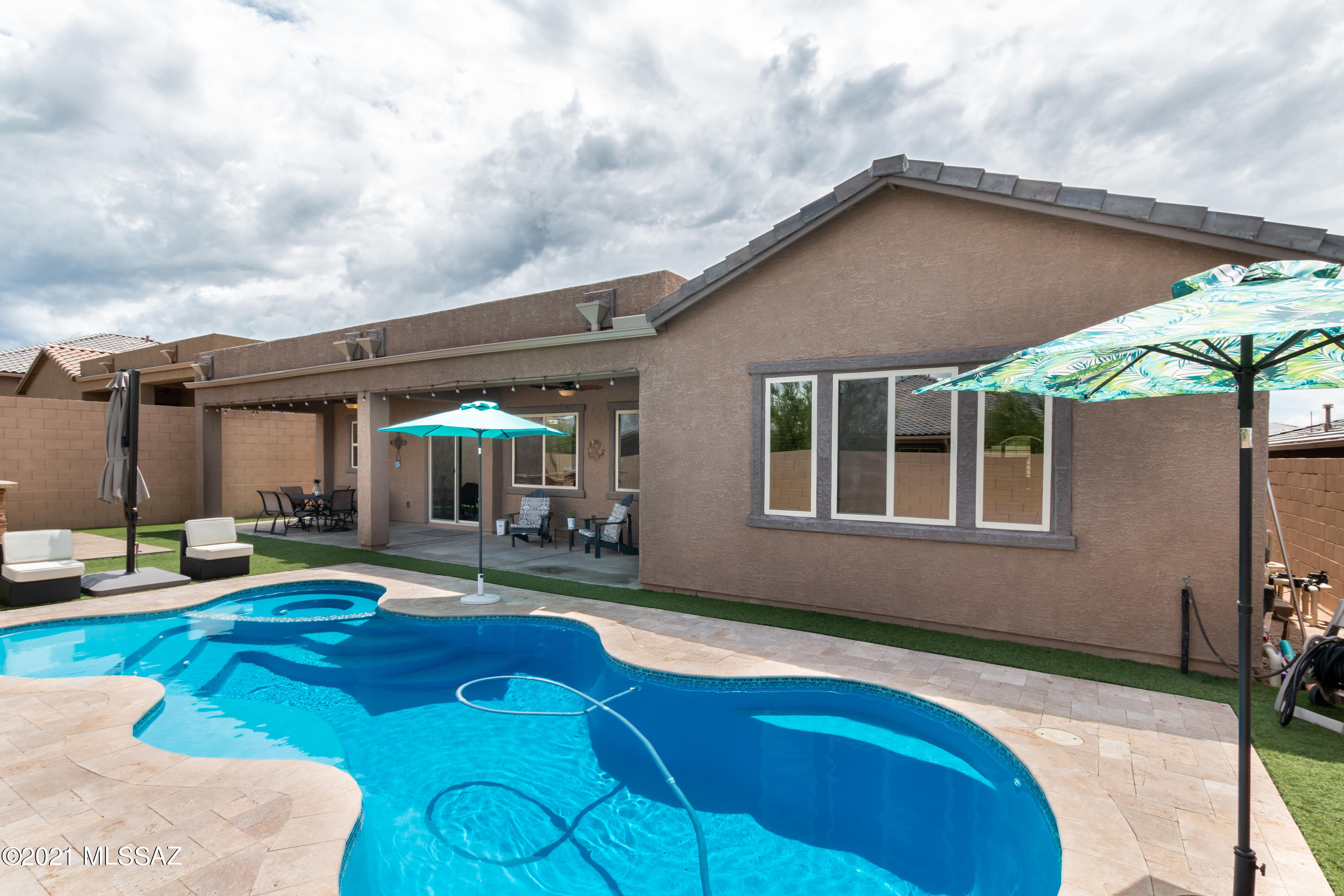 Eagles Rest SQ20152890001 - Residential