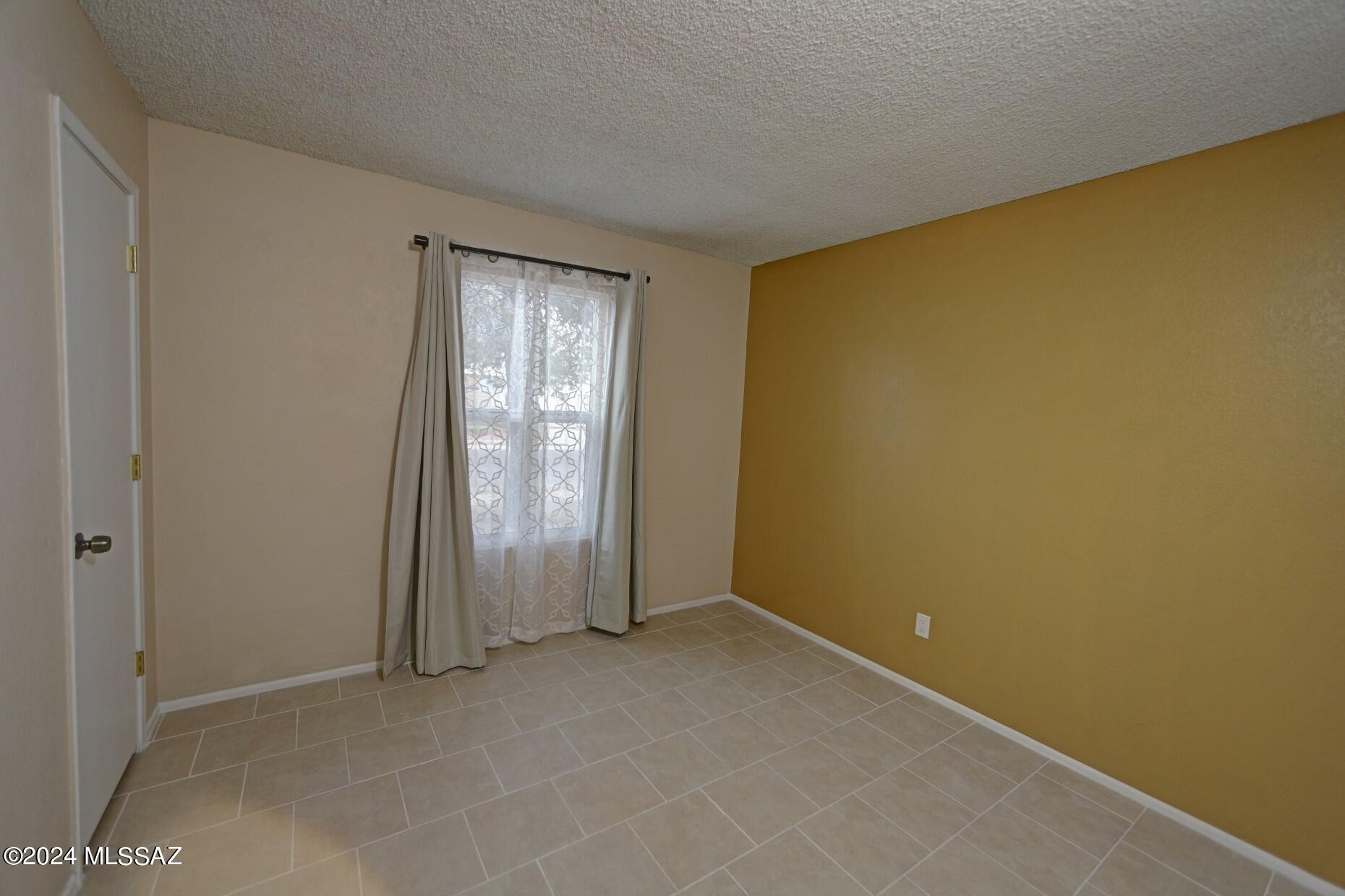 Mission Ridge (1-305) - Residential