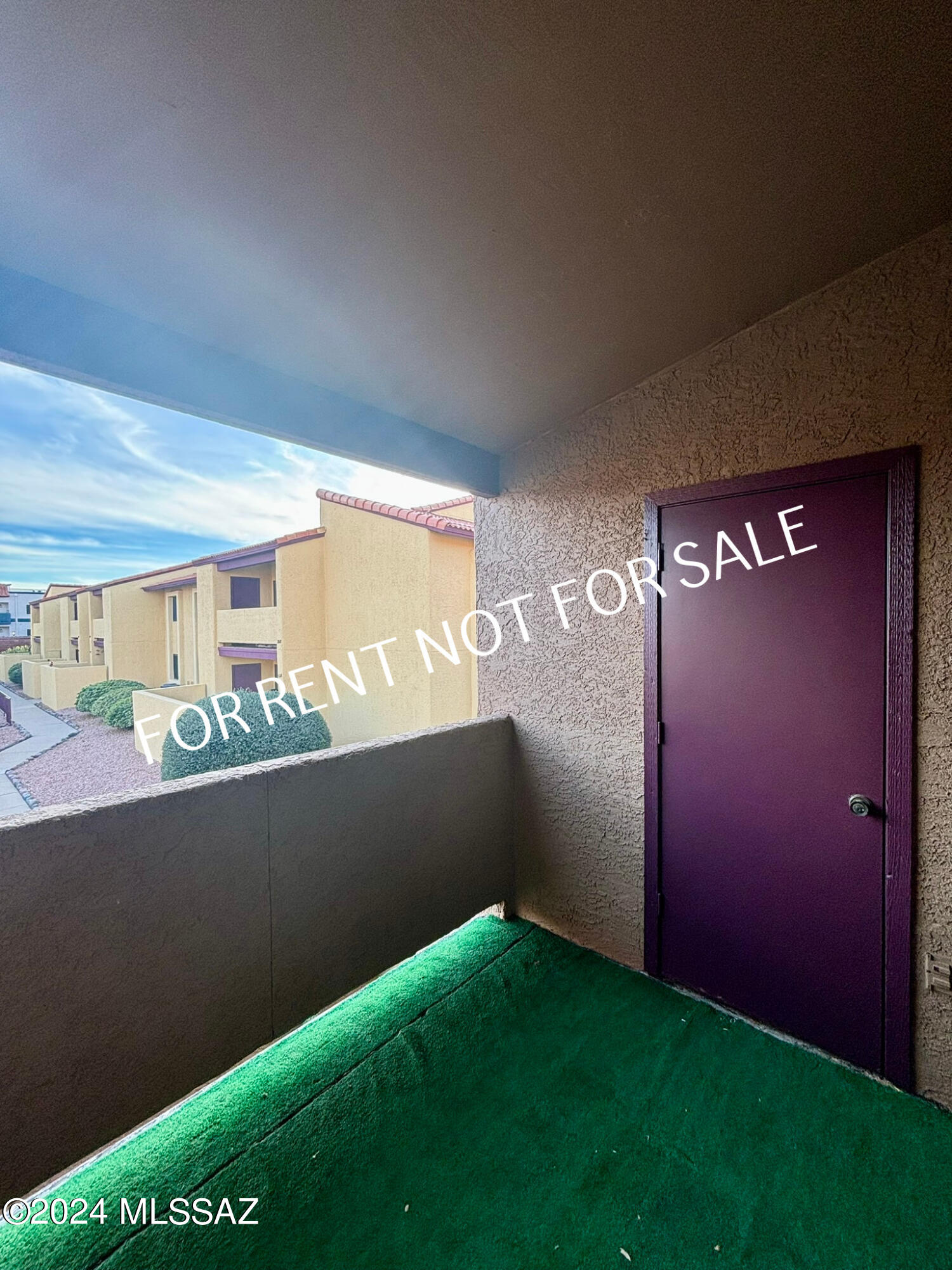 Woodland Place Condominiums (101-152, 201-252) - Residential Lease