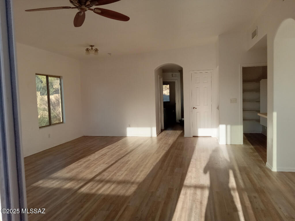 Mountain Manor View - Residential