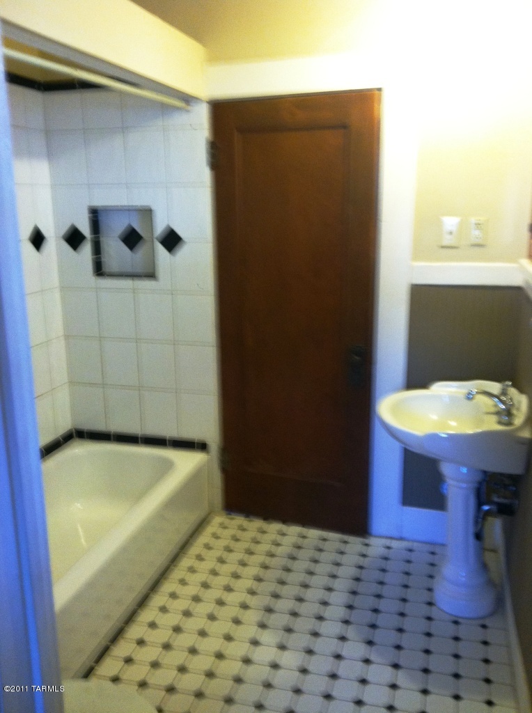 Tucson - Residential Lease