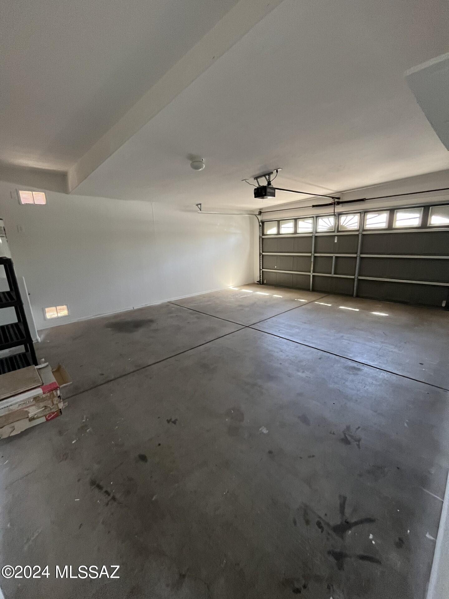 Presidio Del Sol (1-111) - Residential Lease