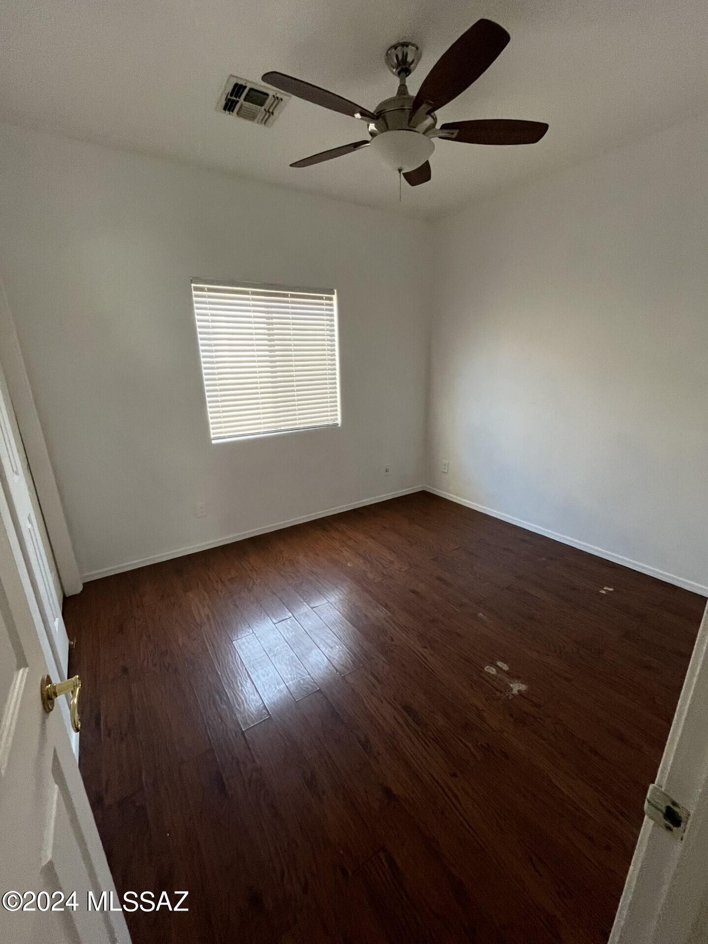 Presidio Del Sol (1-111) - Residential Lease