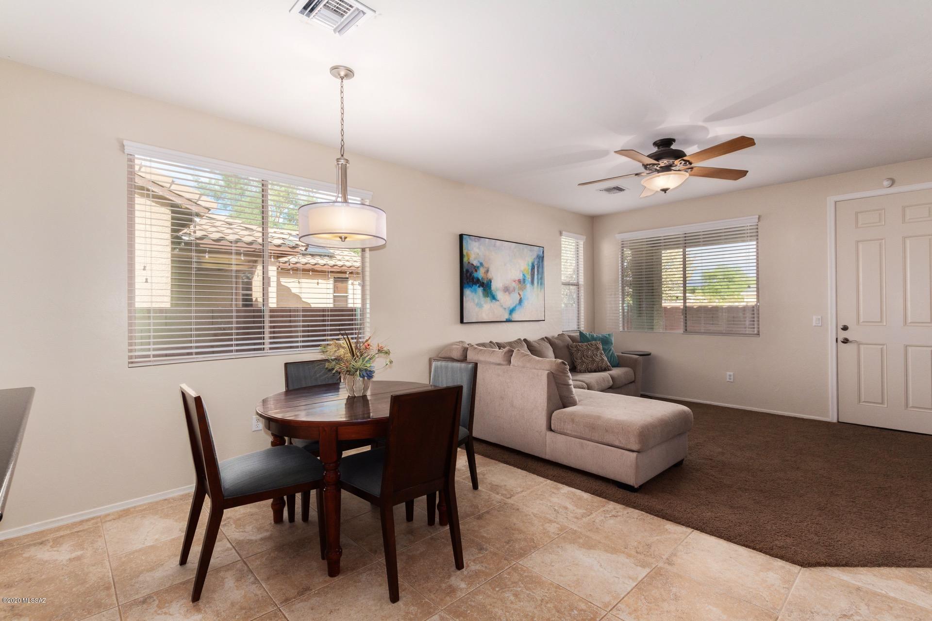 Paseo del Rio - Residential