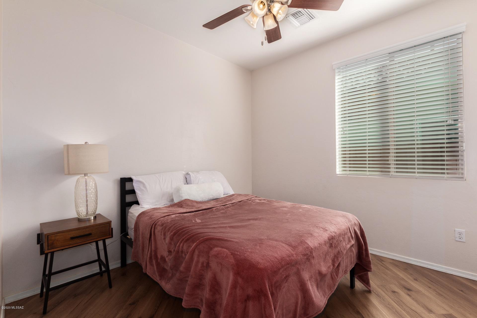 Paseo del Rio - Residential