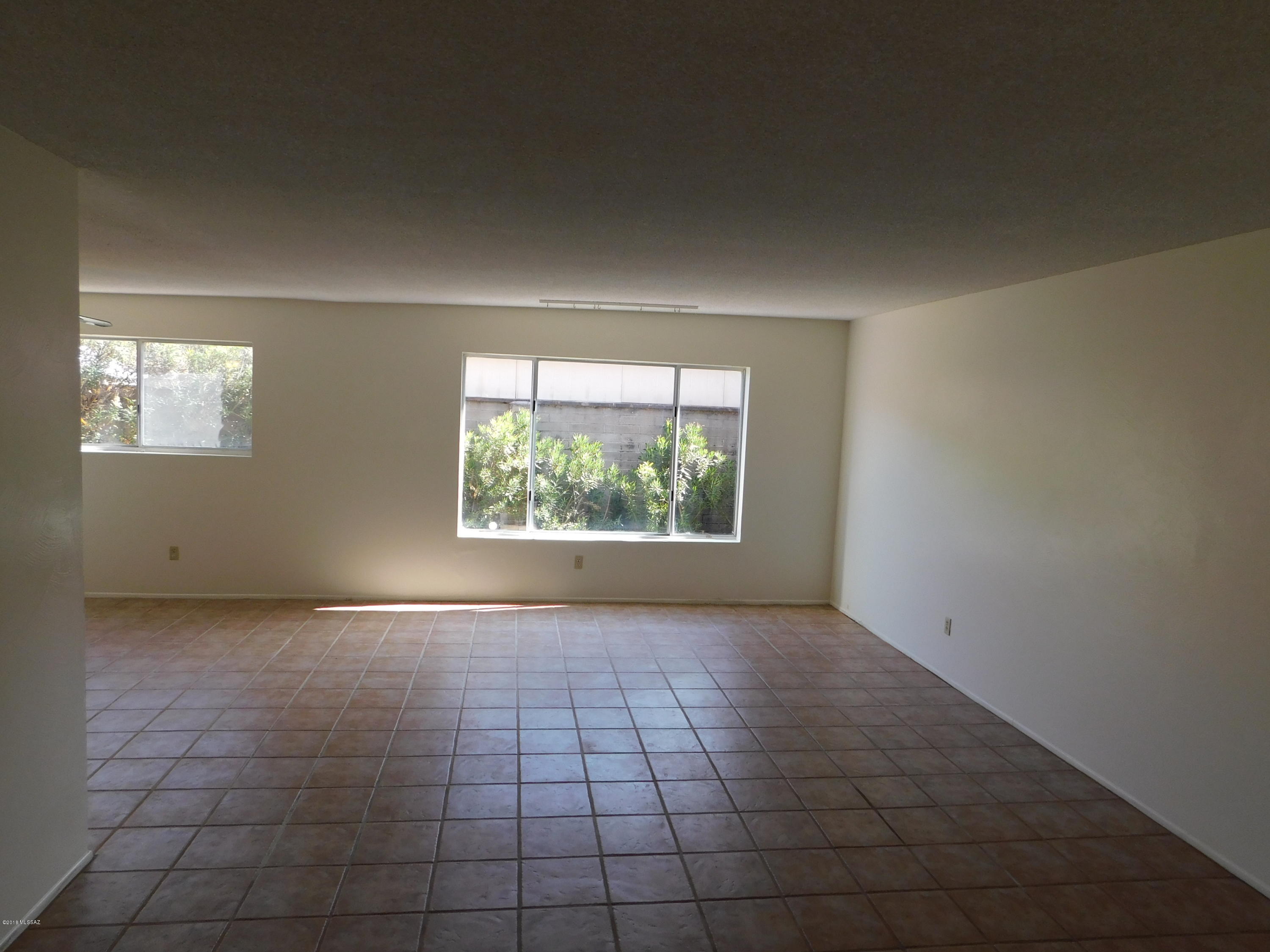 Eastern Hills Estates (1-41) - Residential