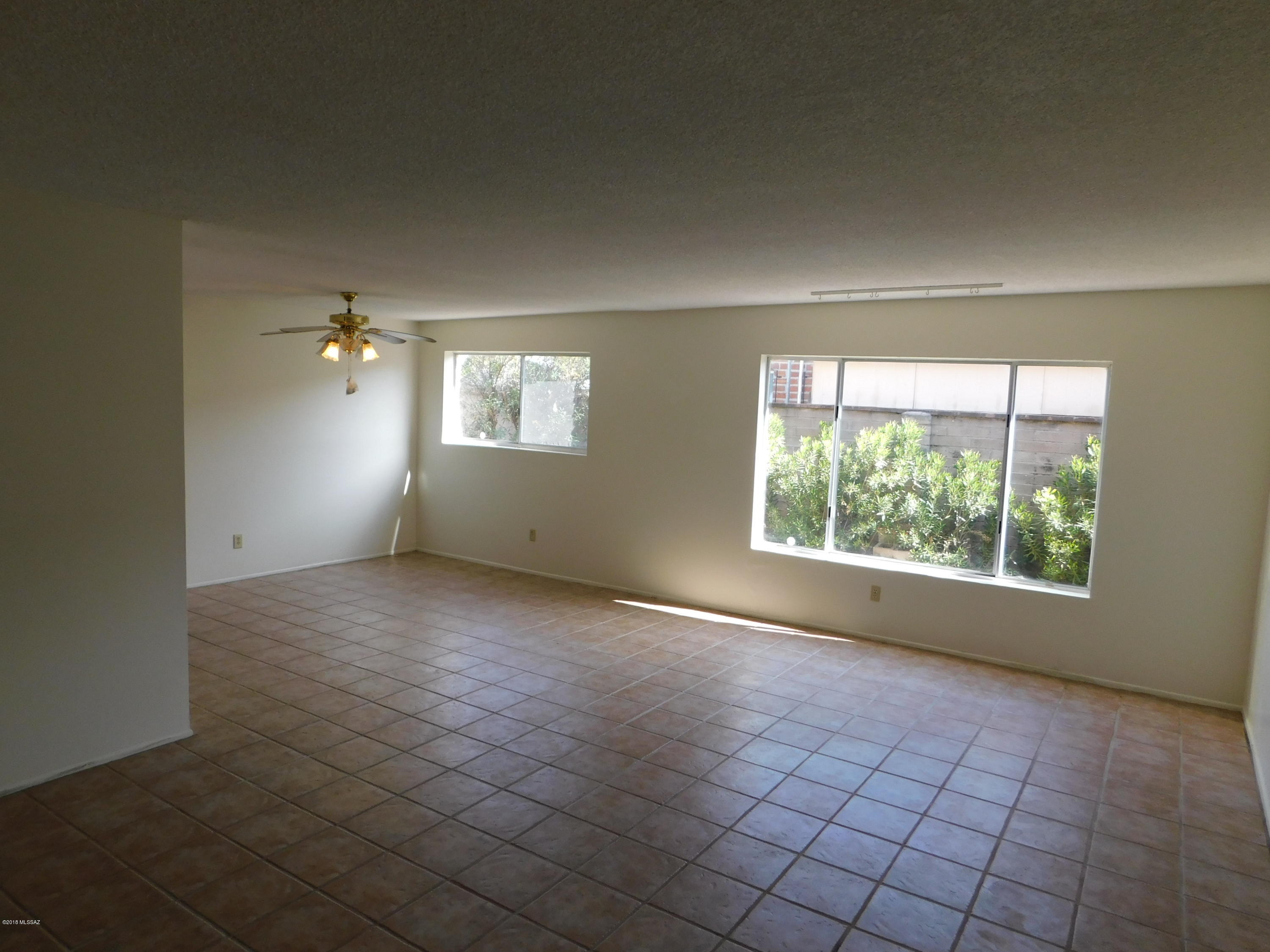 Eastern Hills Estates (1-41) - Residential