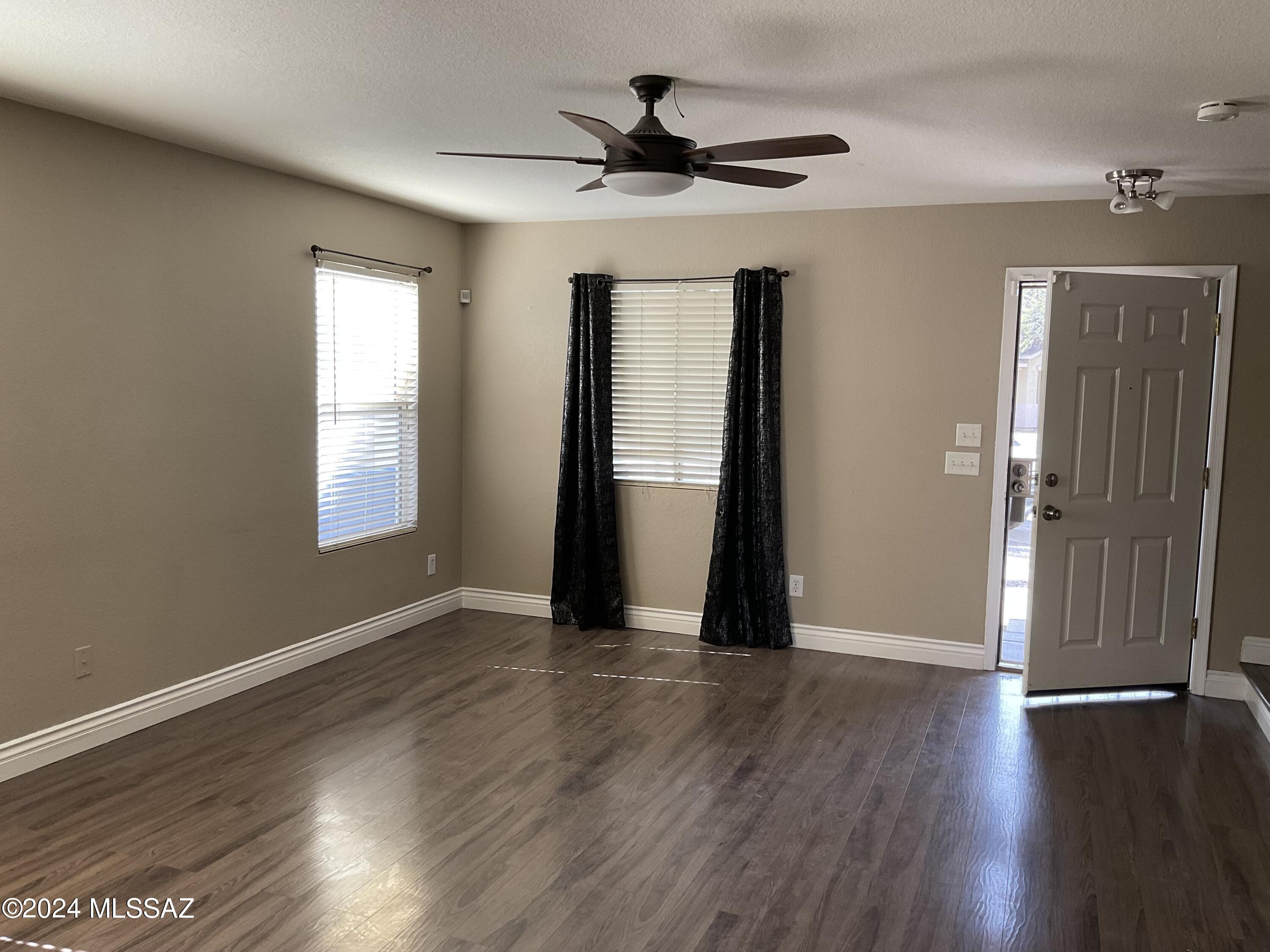 Arroyo Vista (1-166) - Residential