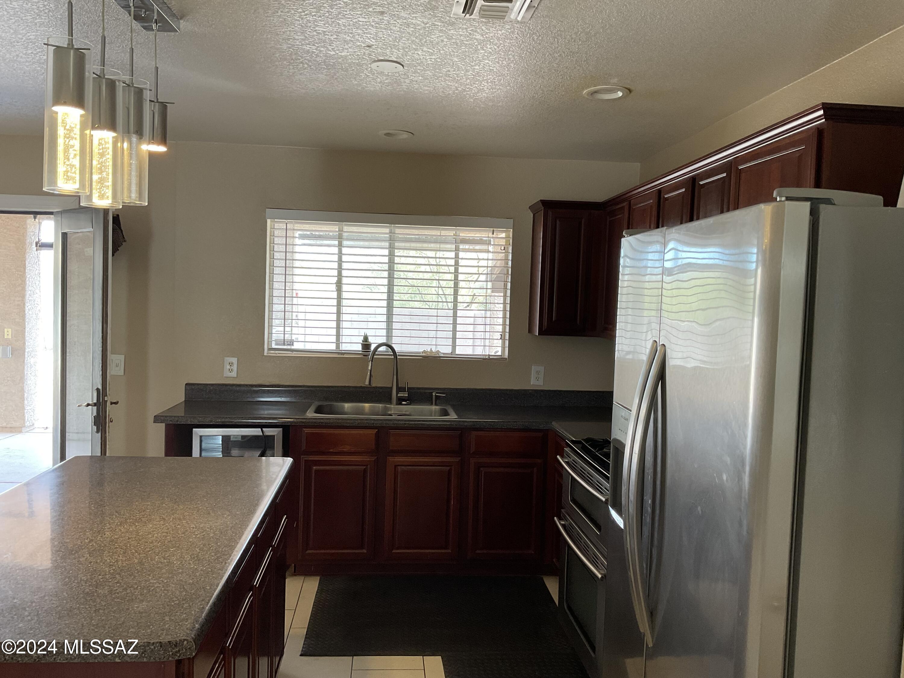 Arroyo Vista (1-166) - Residential