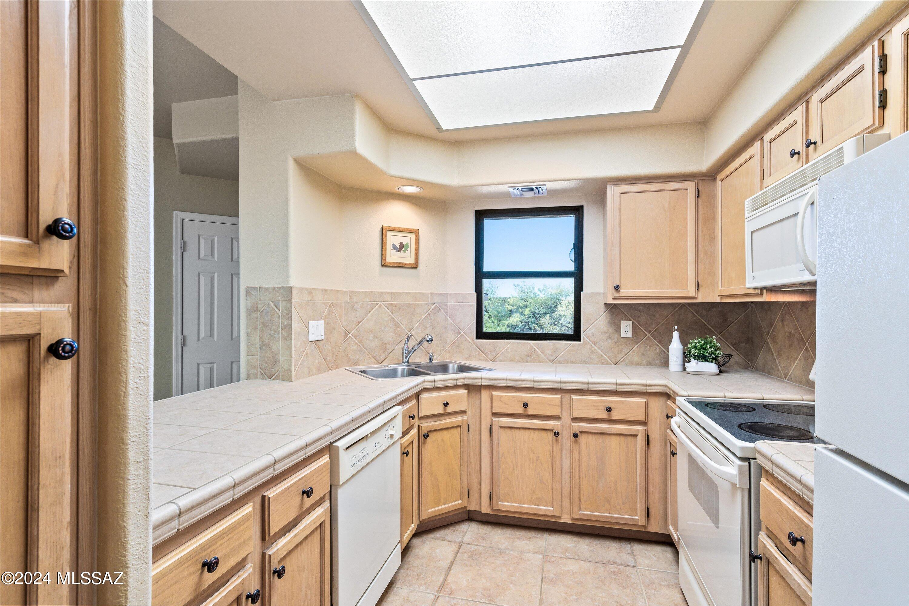Canyon View At Ventana Condominium (1-264) - Residential