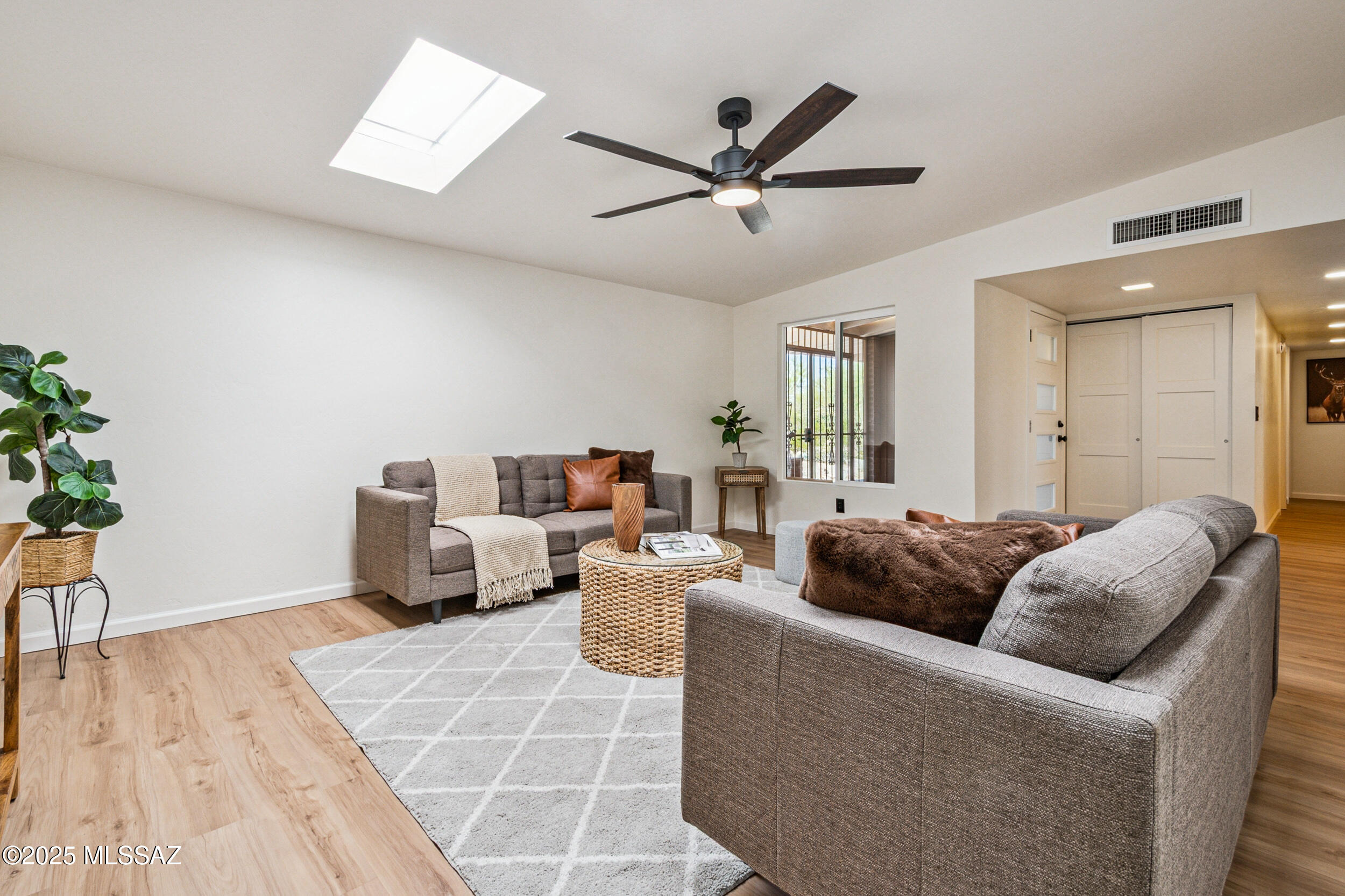 Casas Adobes Estates (541-618) - Residential