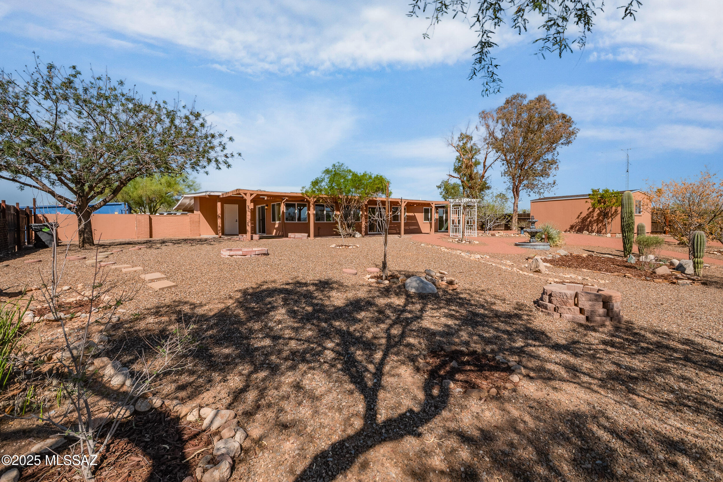 Casas Adobes Estates (541-618) - Residential