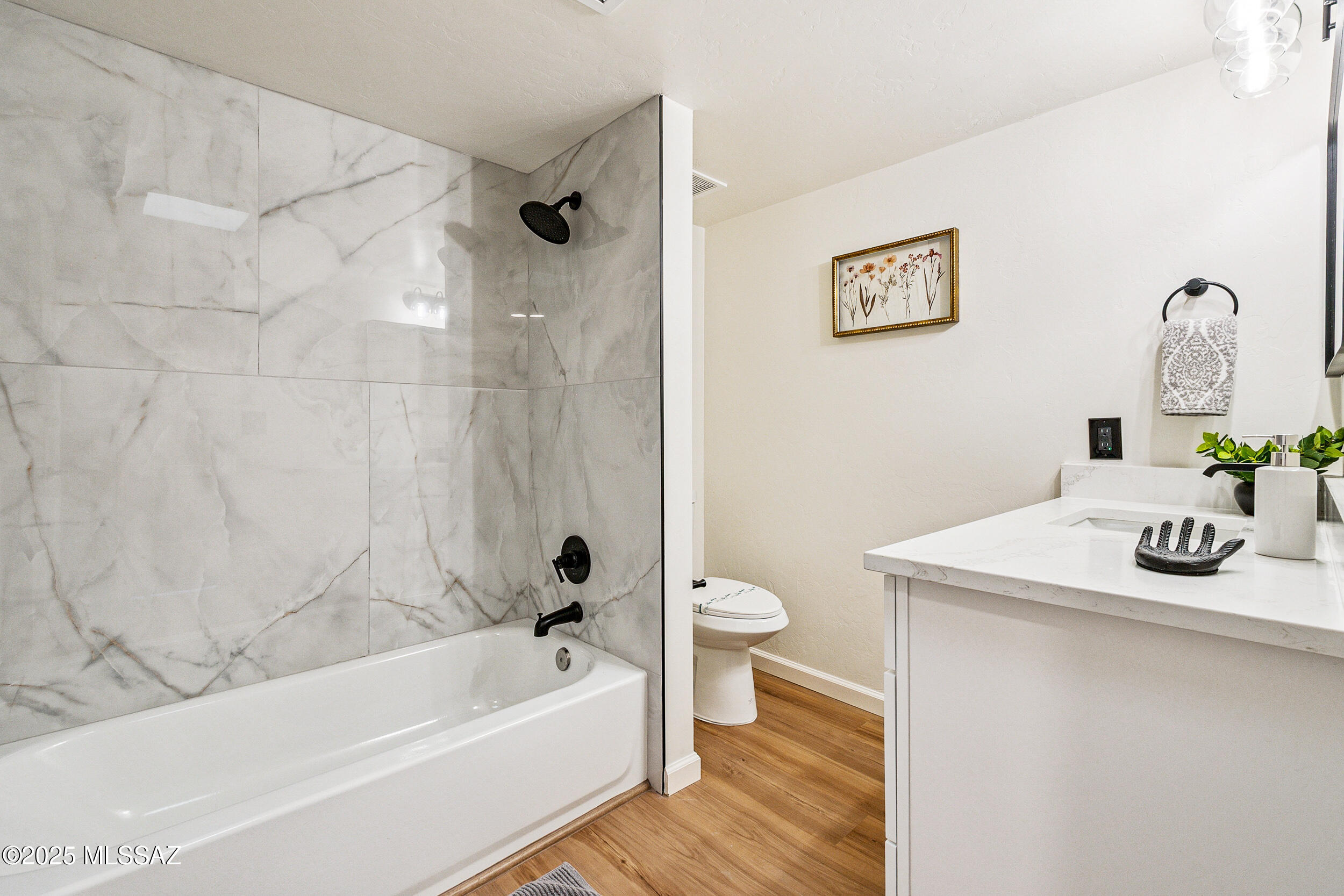 Casas Adobes Estates (541-618) - Residential